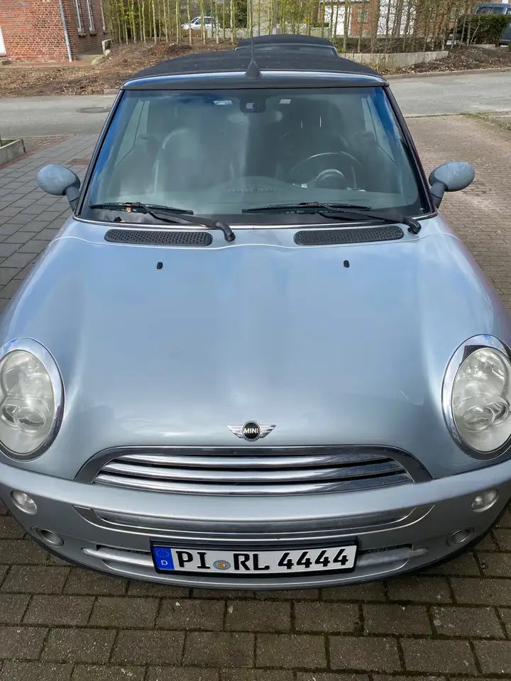 MINI Cooper Cabrio