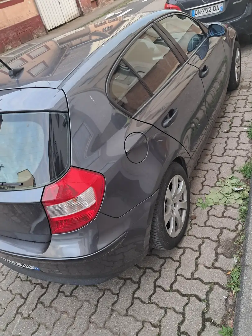 BMW 118 118 Noir - 1