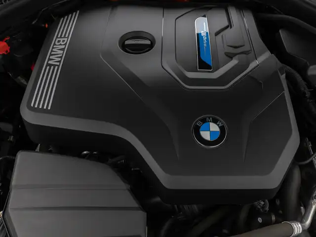 BMW 3 Series view 19
