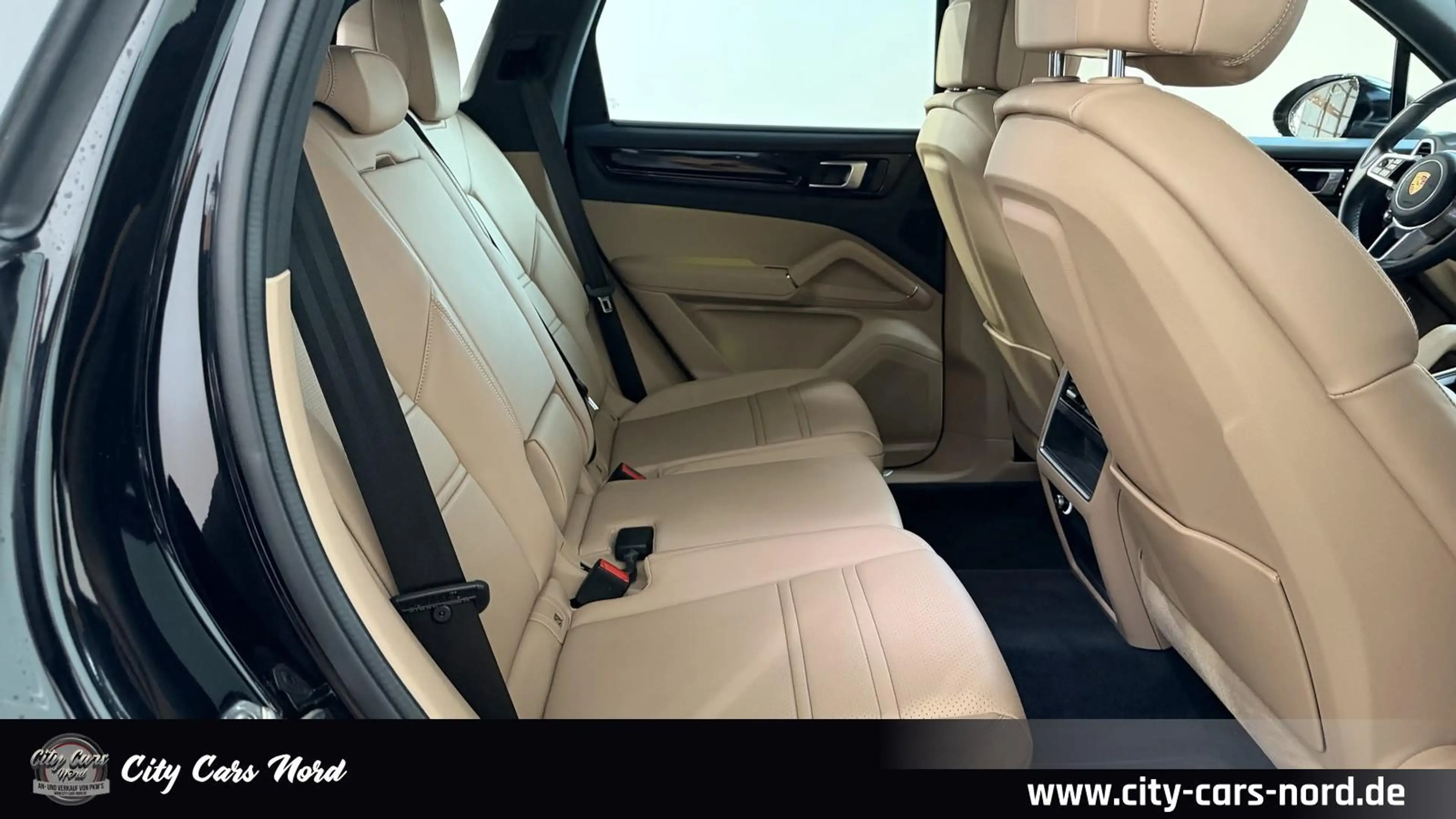 Porsche Cayenne 3.0 14.WEGE+MEMORY+360°+ACC — photo 26
