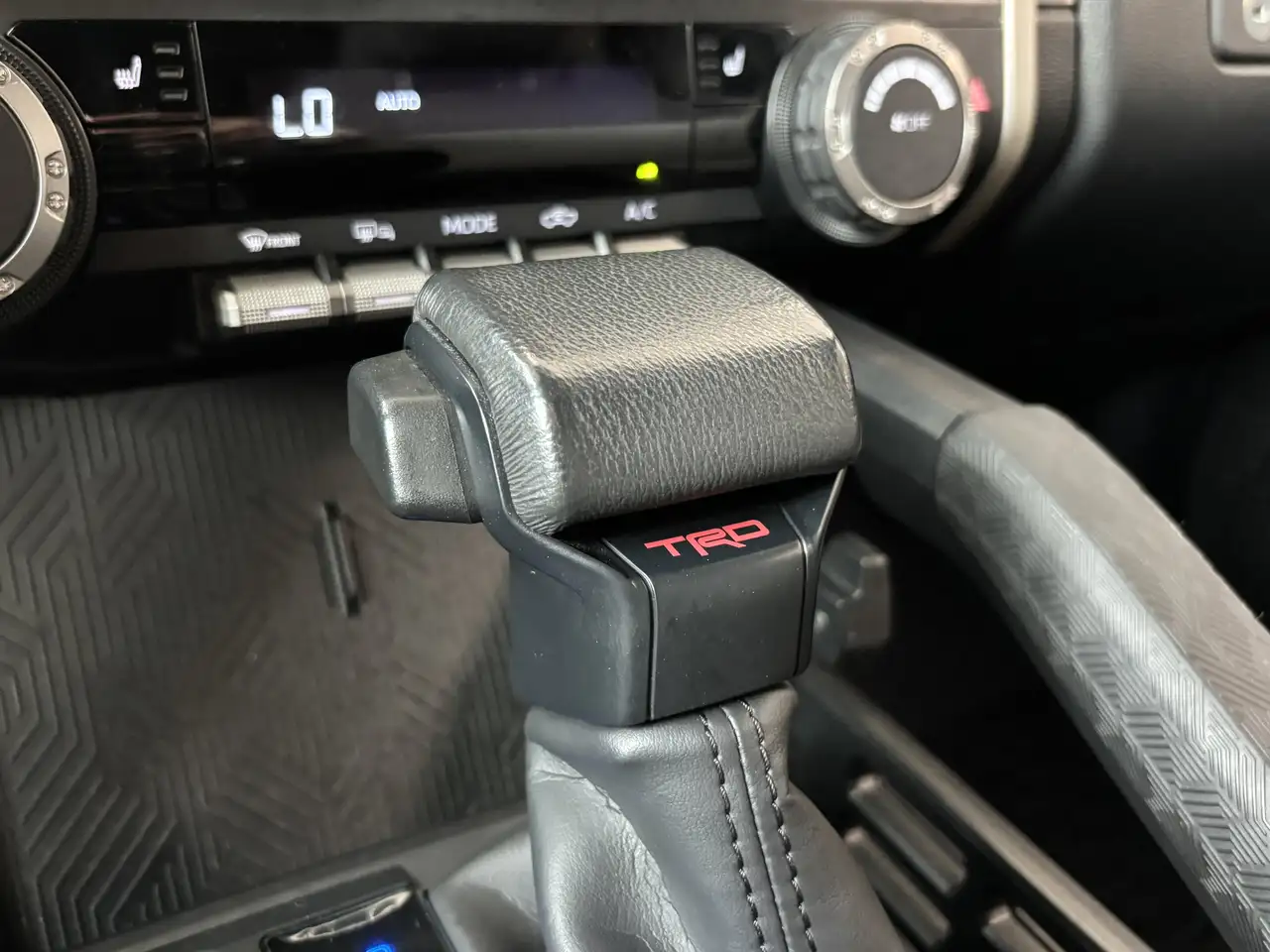 Toyota Tacoma снимка Toyota Tacoma
