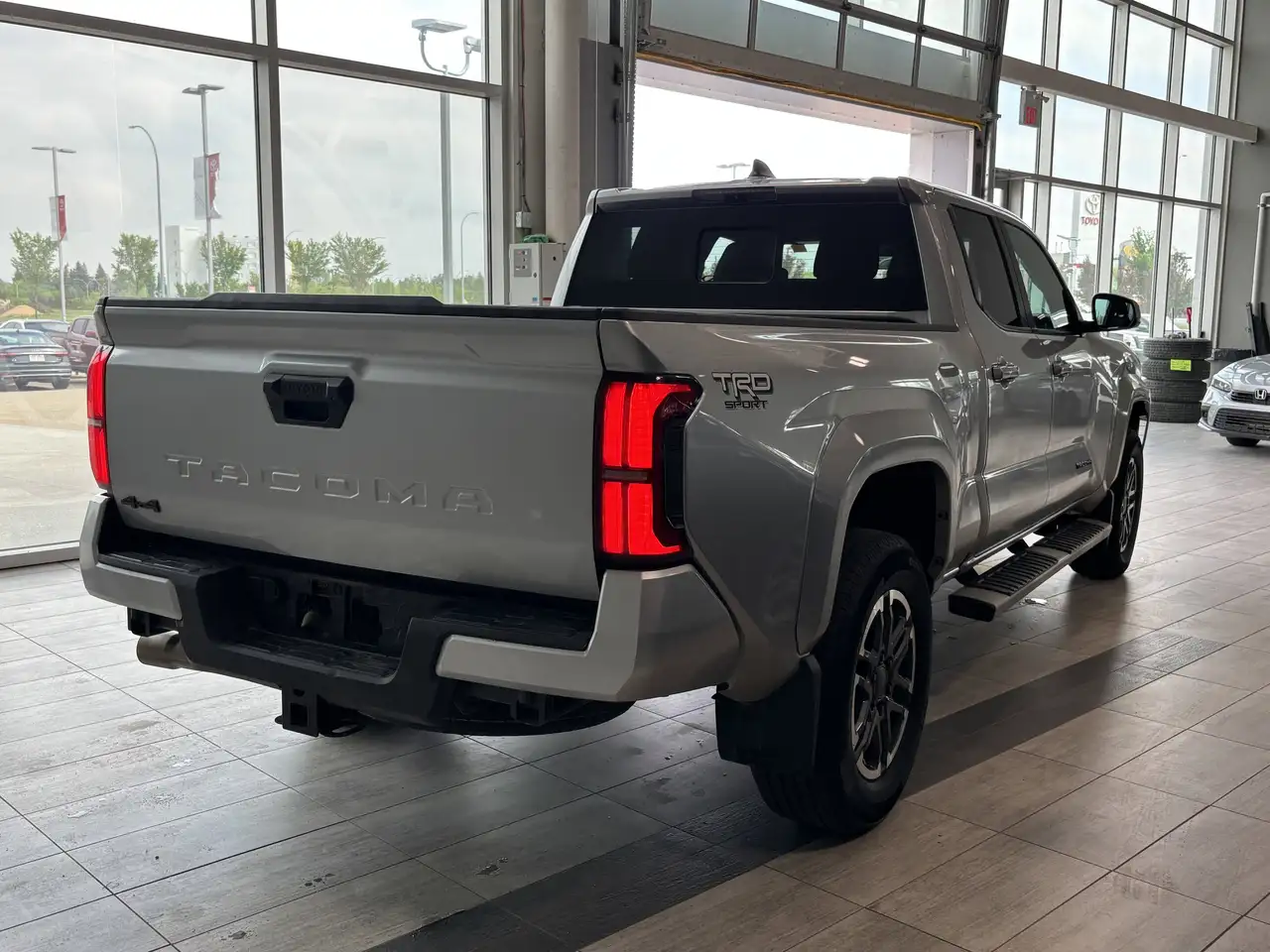 Toyota Tacoma снимка Toyota Tacoma
