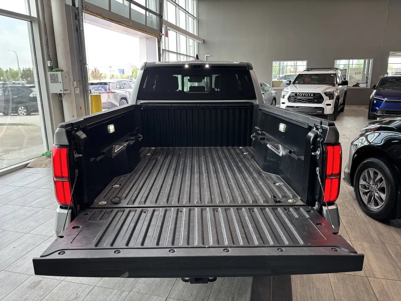 Toyota Tacoma снимка Toyota Tacoma