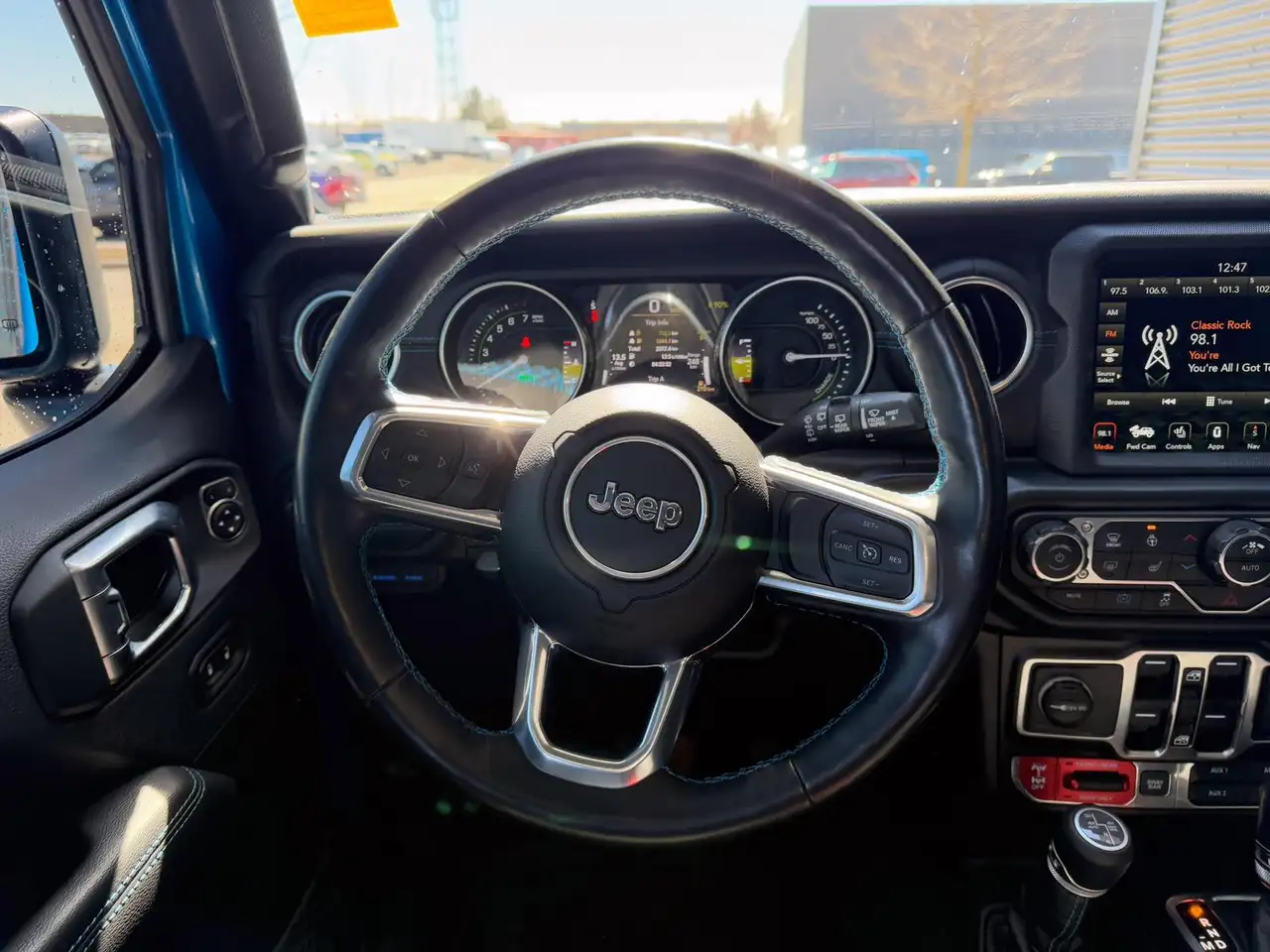 Jeep Wrangler снимка Jeep Wrangler