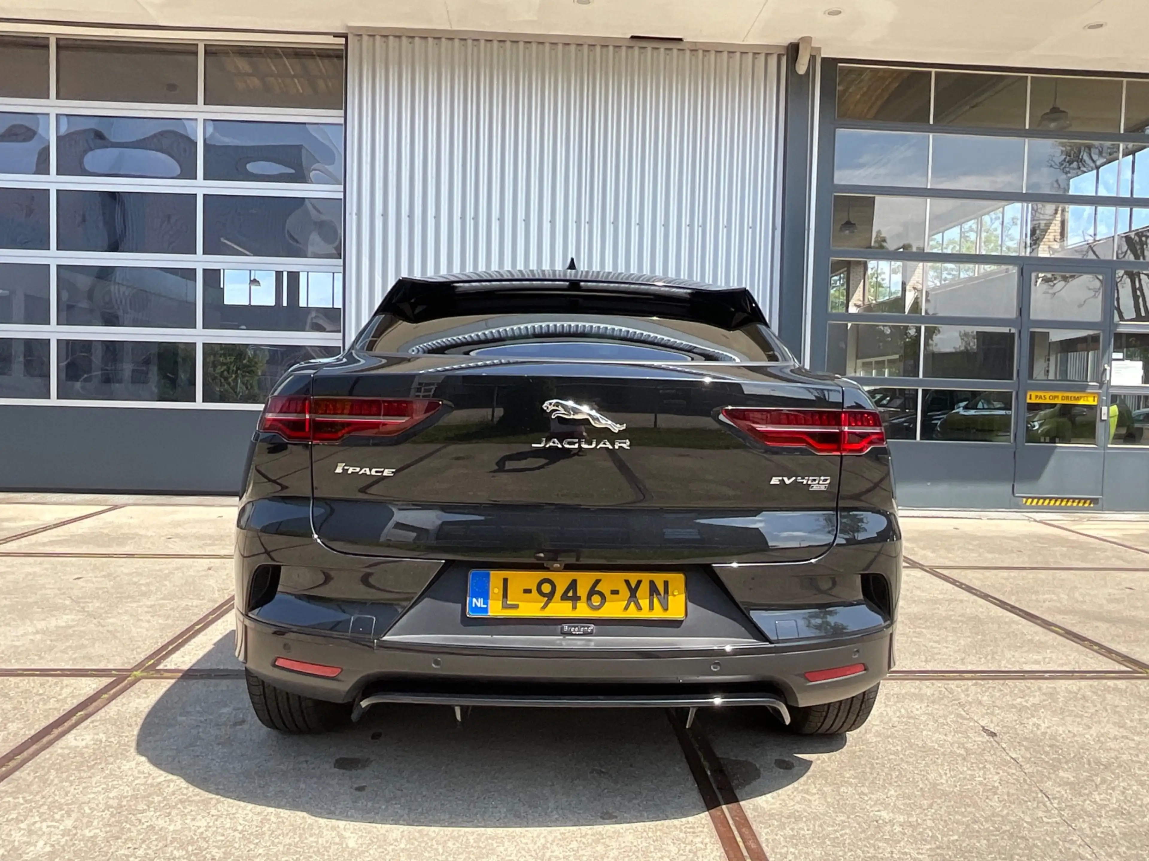 Jaguar I-Pace EV400 S 90 kWh 3-fase lader — photo 6