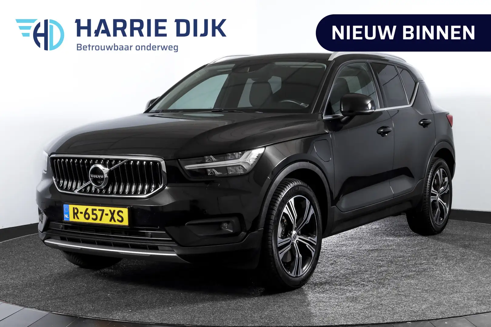 Volvo XC40 1.5 T5 Recharge Inscription - Automaat | Dig. Cock Zwart - 1