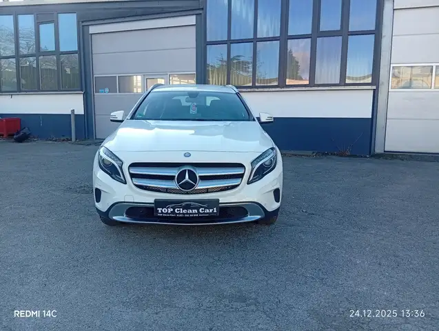 Mercedes-Benz GLA 180 GLA 180  automatik navi garantie