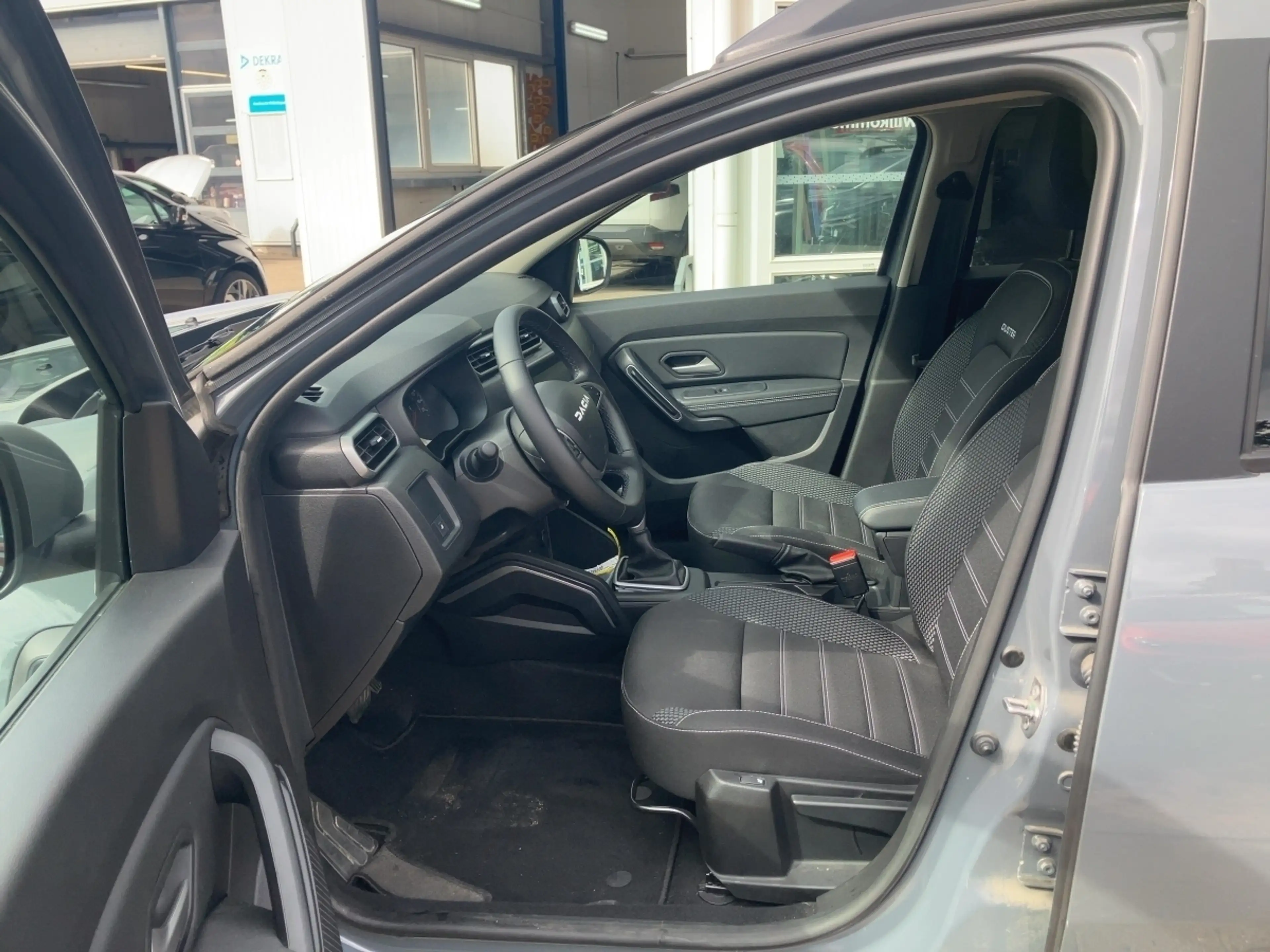 Dacia Duster Journey TCe 150 EDC — photo 6