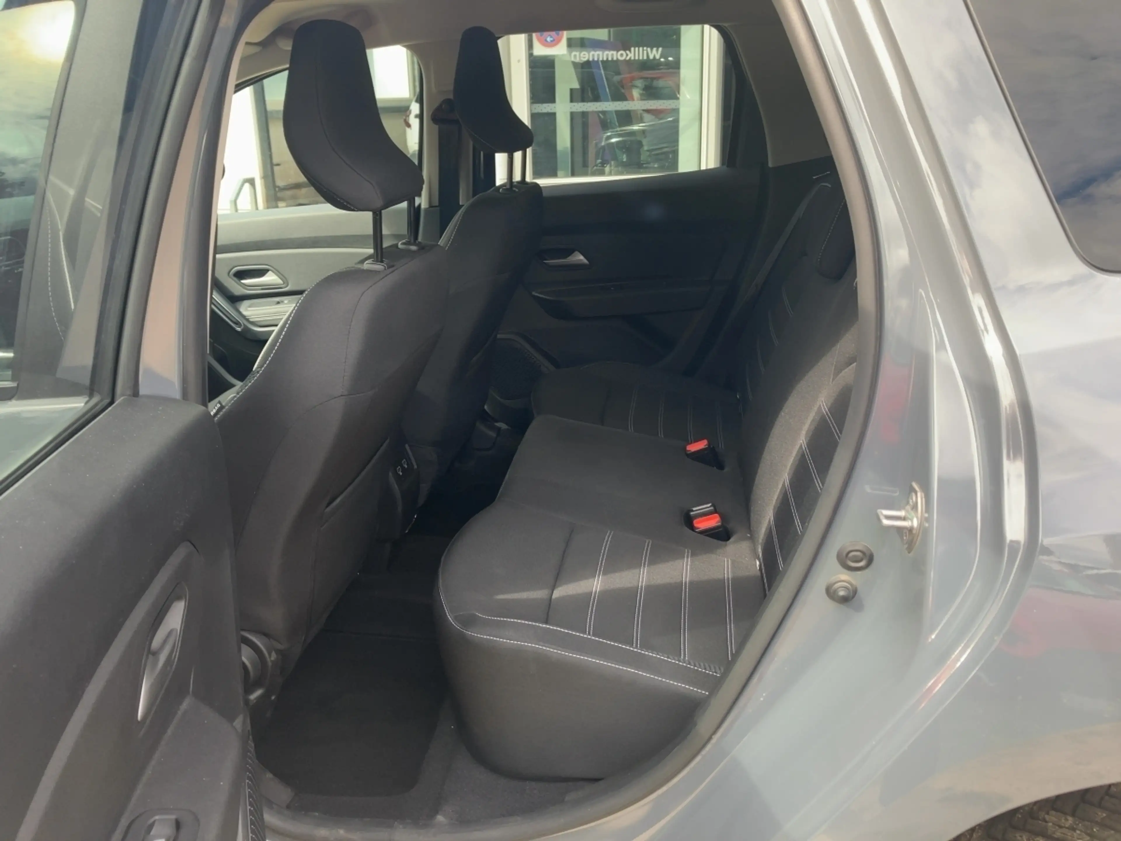 Dacia Duster Journey TCe 150 EDC — photo 7