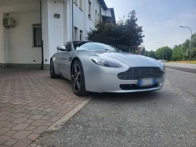 Aston Martin Vantage Vantage I Coupe Coupe 4.7 V8 sportshift  STREPITOS