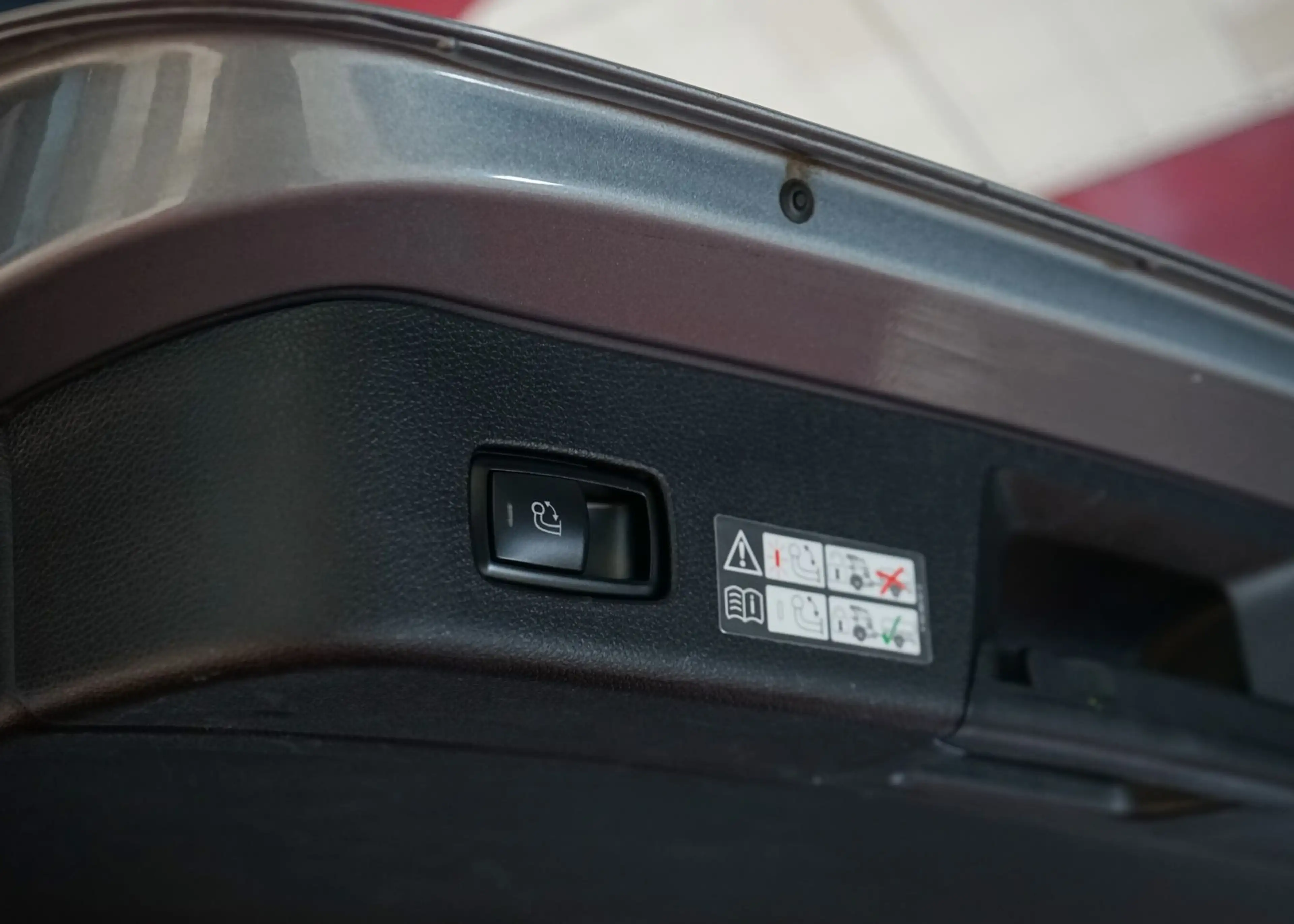 Mercedes-Benz GLE 400 4M AHK MWST Distronic HarmanKardo Keyles — photo 38