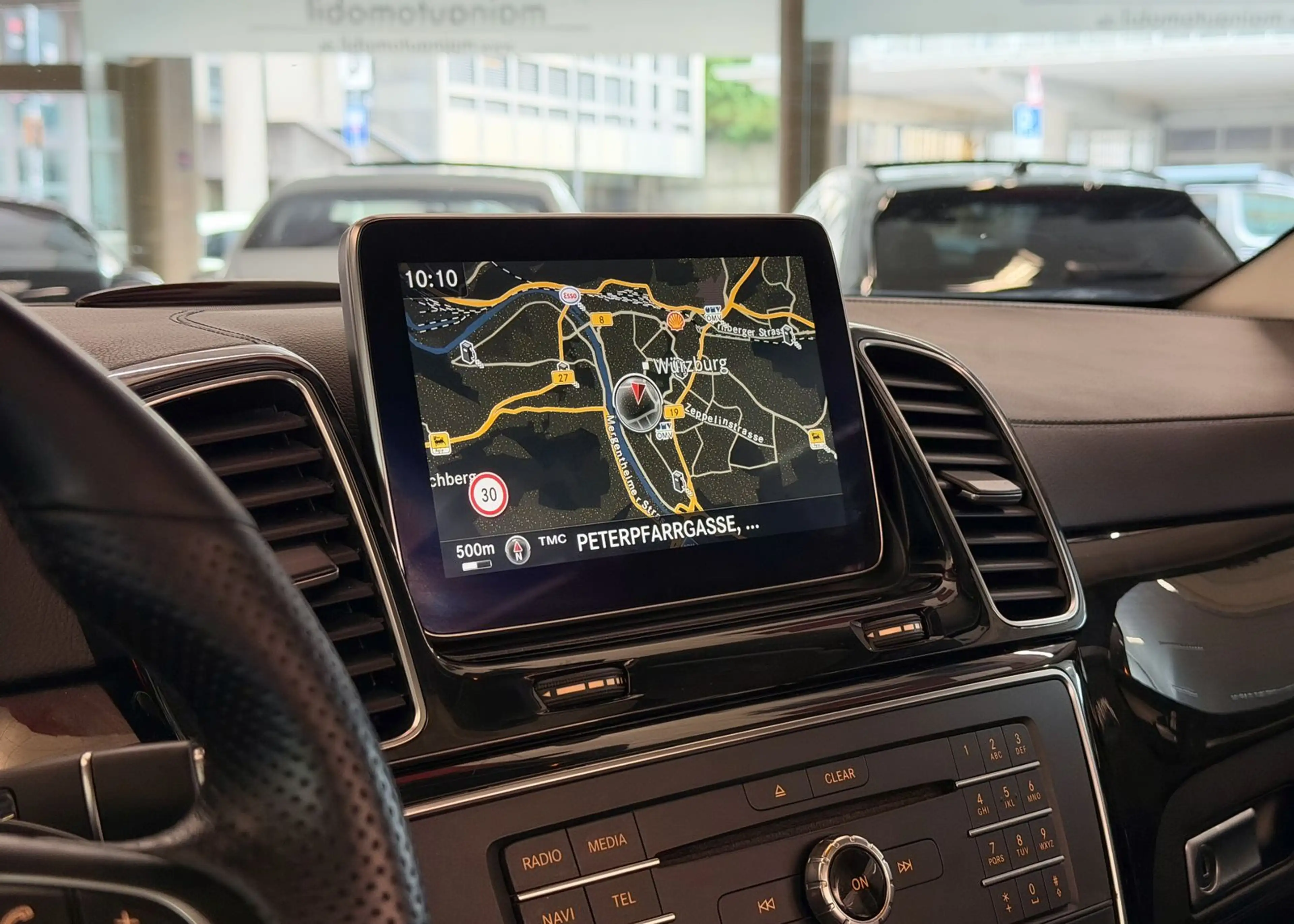 Mercedes-Benz GLE 400 4M AHK MWST Distronic HarmanKardo Keyles — photo 24