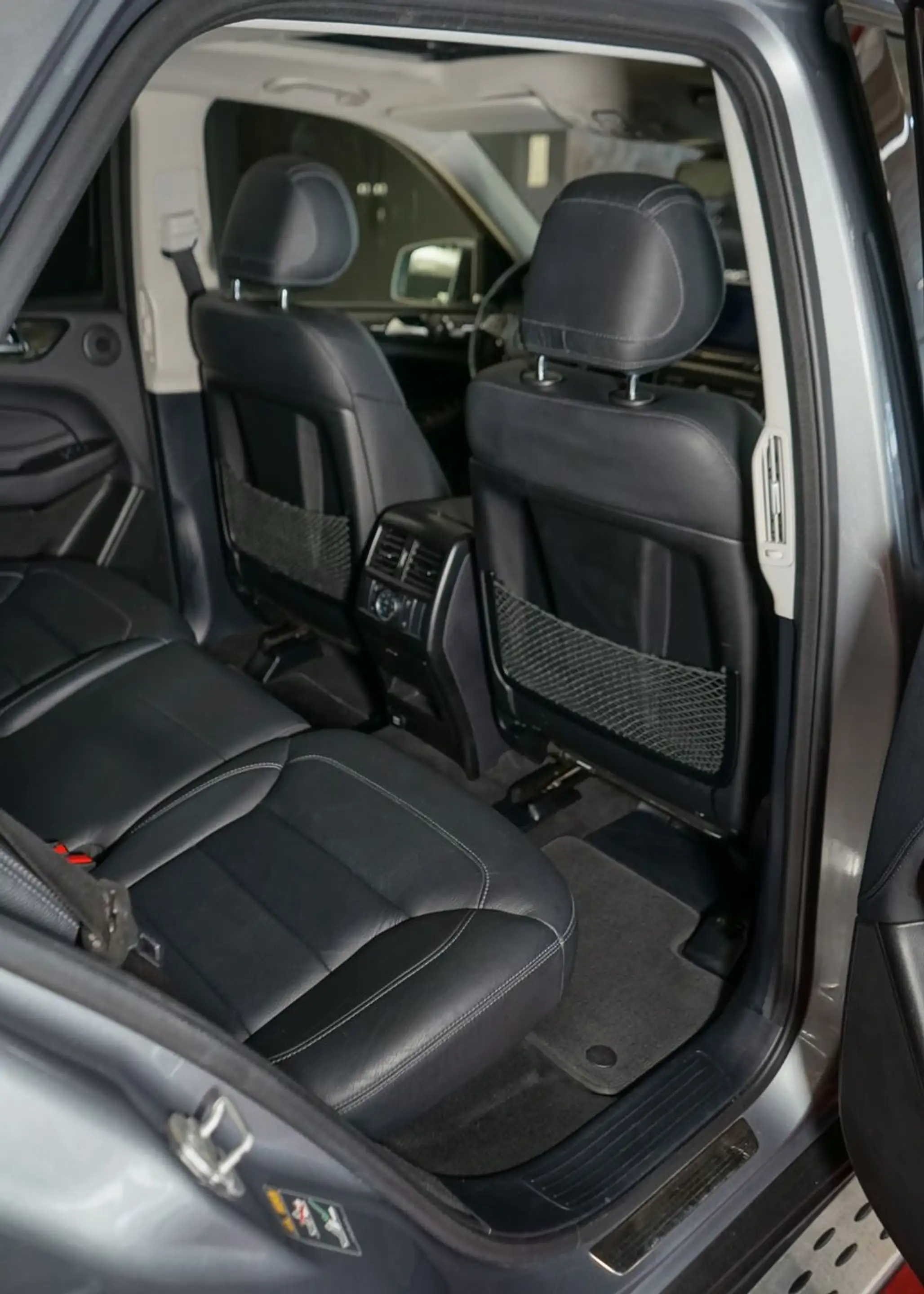 Mercedes-Benz GLE 400 4M AHK MWST Distronic HarmanKardo Keyles — photo 34