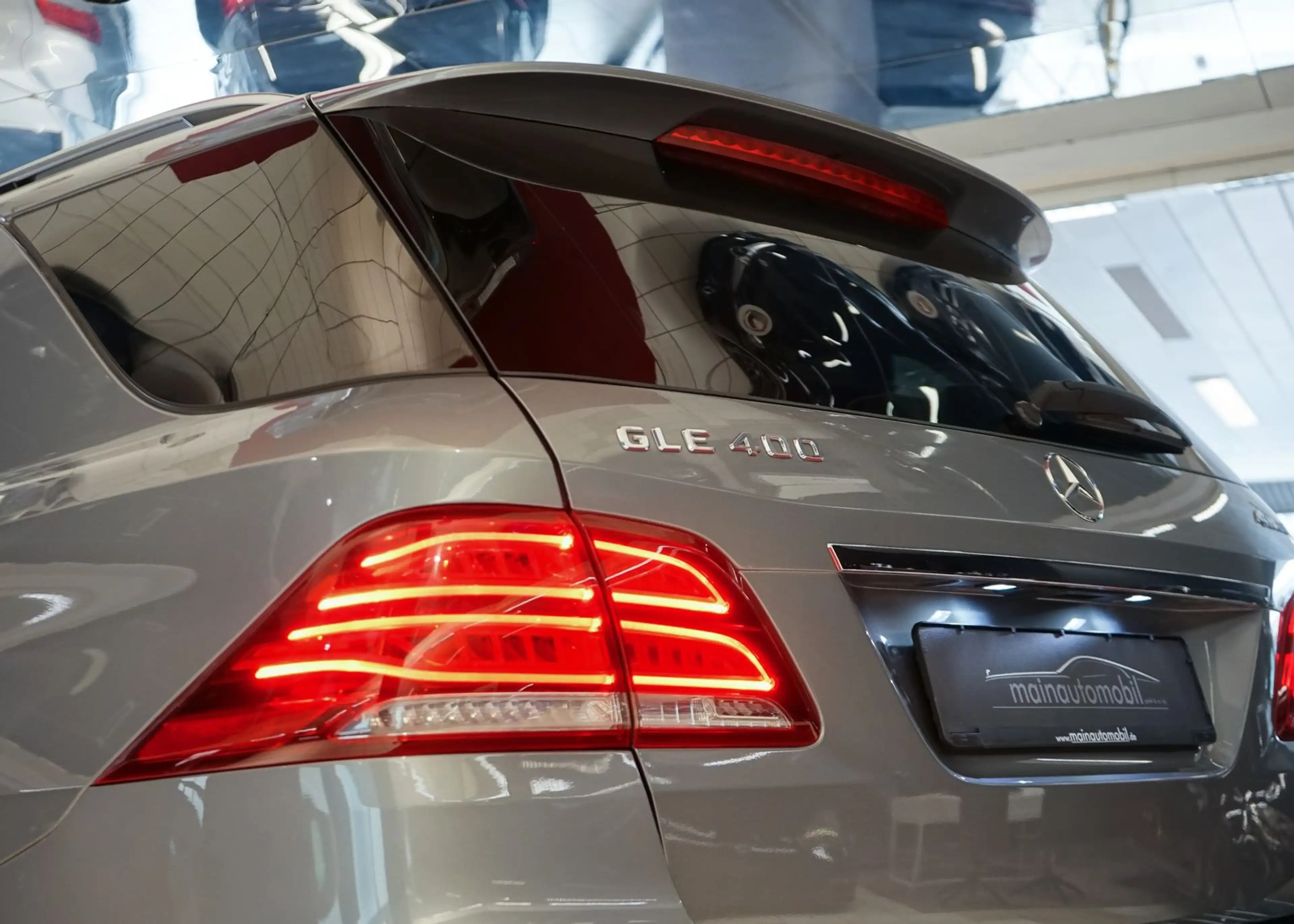 Mercedes-Benz GLE 400 4M AHK MWST Distronic HarmanKardo Keyles — photo 7