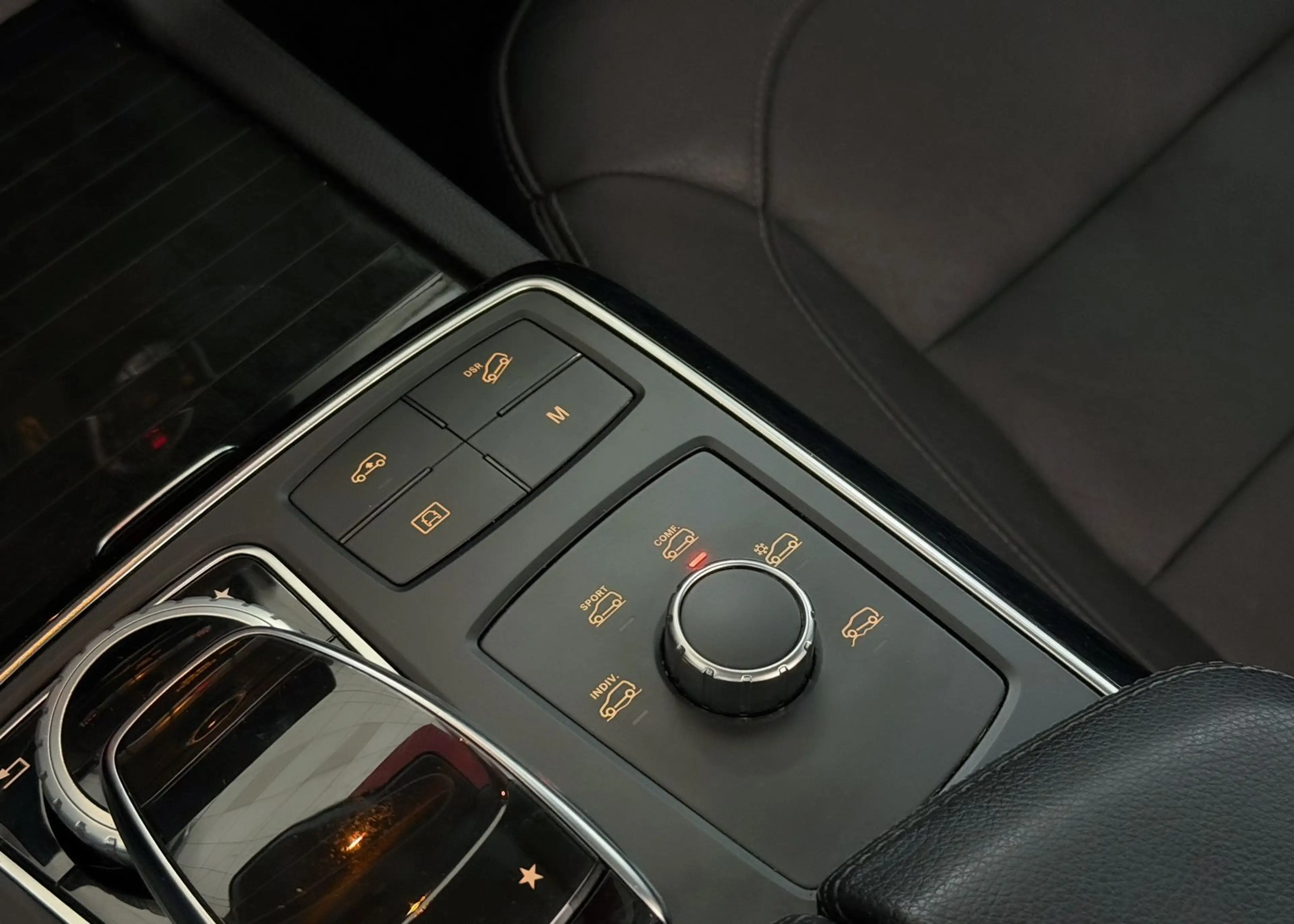 Mercedes-Benz GLE 400 4M AHK MWST Distronic HarmanKardo Keyles — photo 28