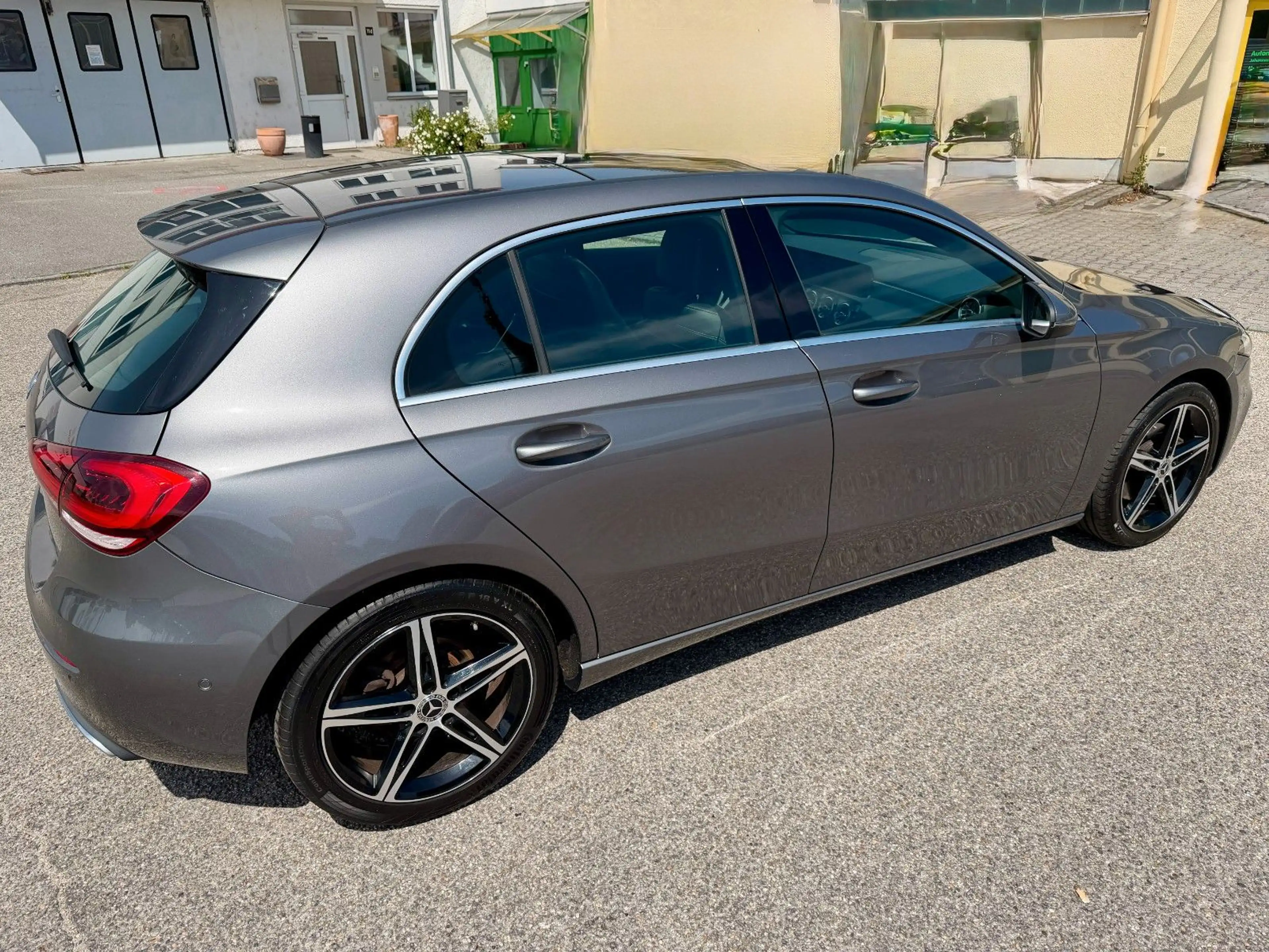 Mercedes-Benz A 200 d°LED°AHK°PANORAMA°NAVI°1.HD — photo 10