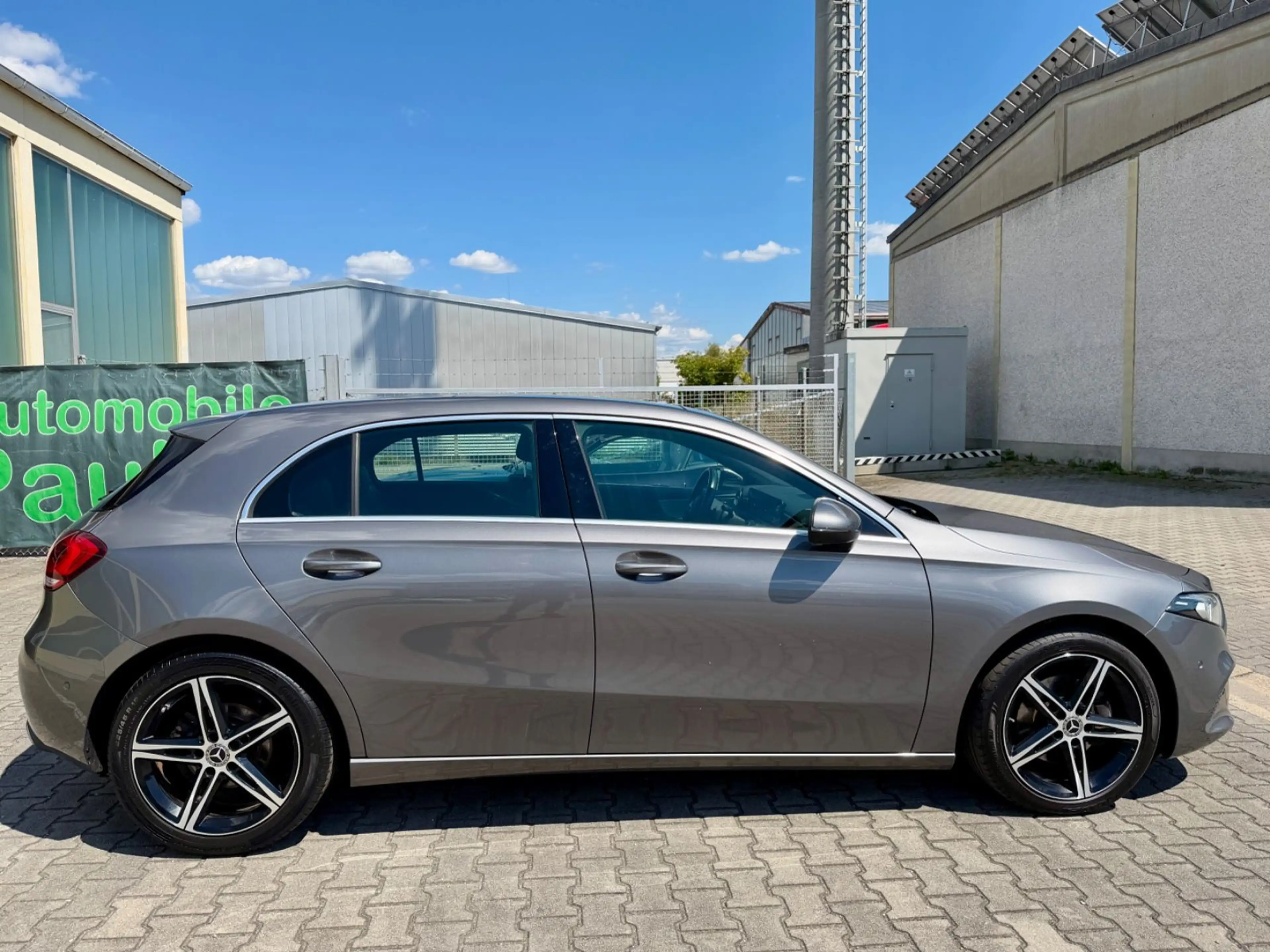 Mercedes-Benz A 200 d°LED°AHK°PANORAMA°NAVI°1.HD — photo 8