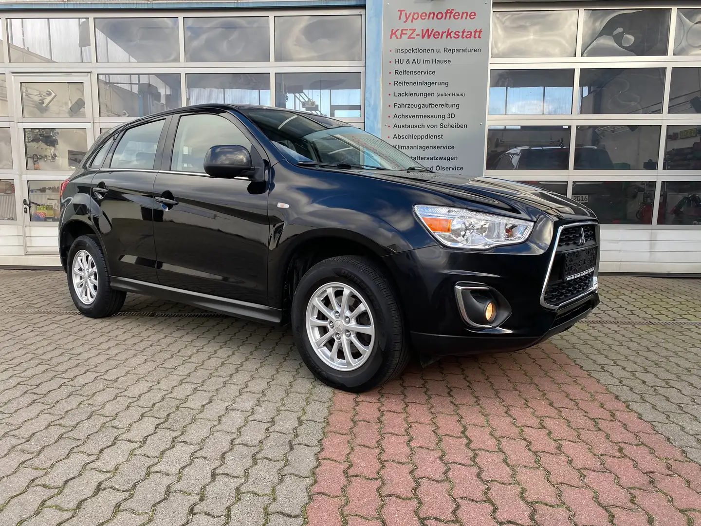 Mitsubishi ASX 1.6 , Sitzheizung, USB, HU/AU neu Schwarz - 2