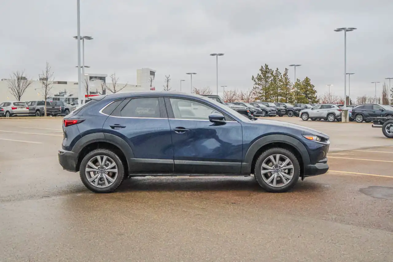Mazda CX-30 снимка Mazda CX-30