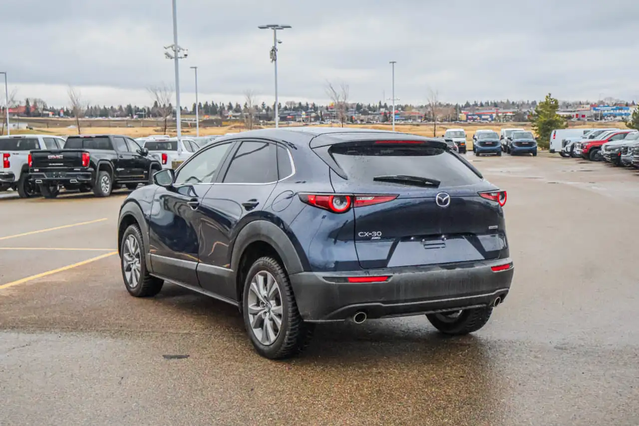 Mazda CX-30 снимка Mazda CX-30