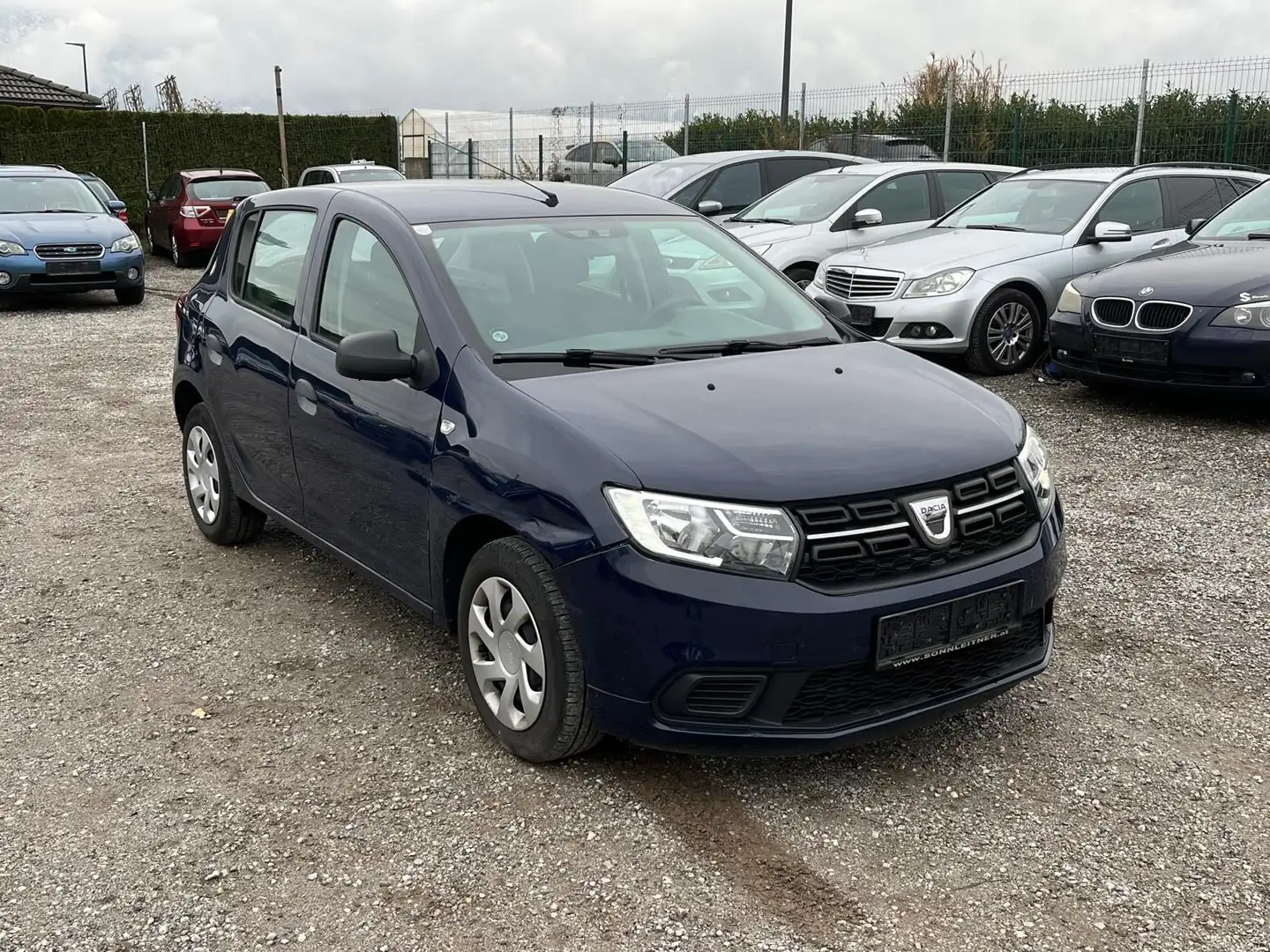 Dacia Sandero NUR FÜR EXPORT ODER HÄNDLER! Blau - 1