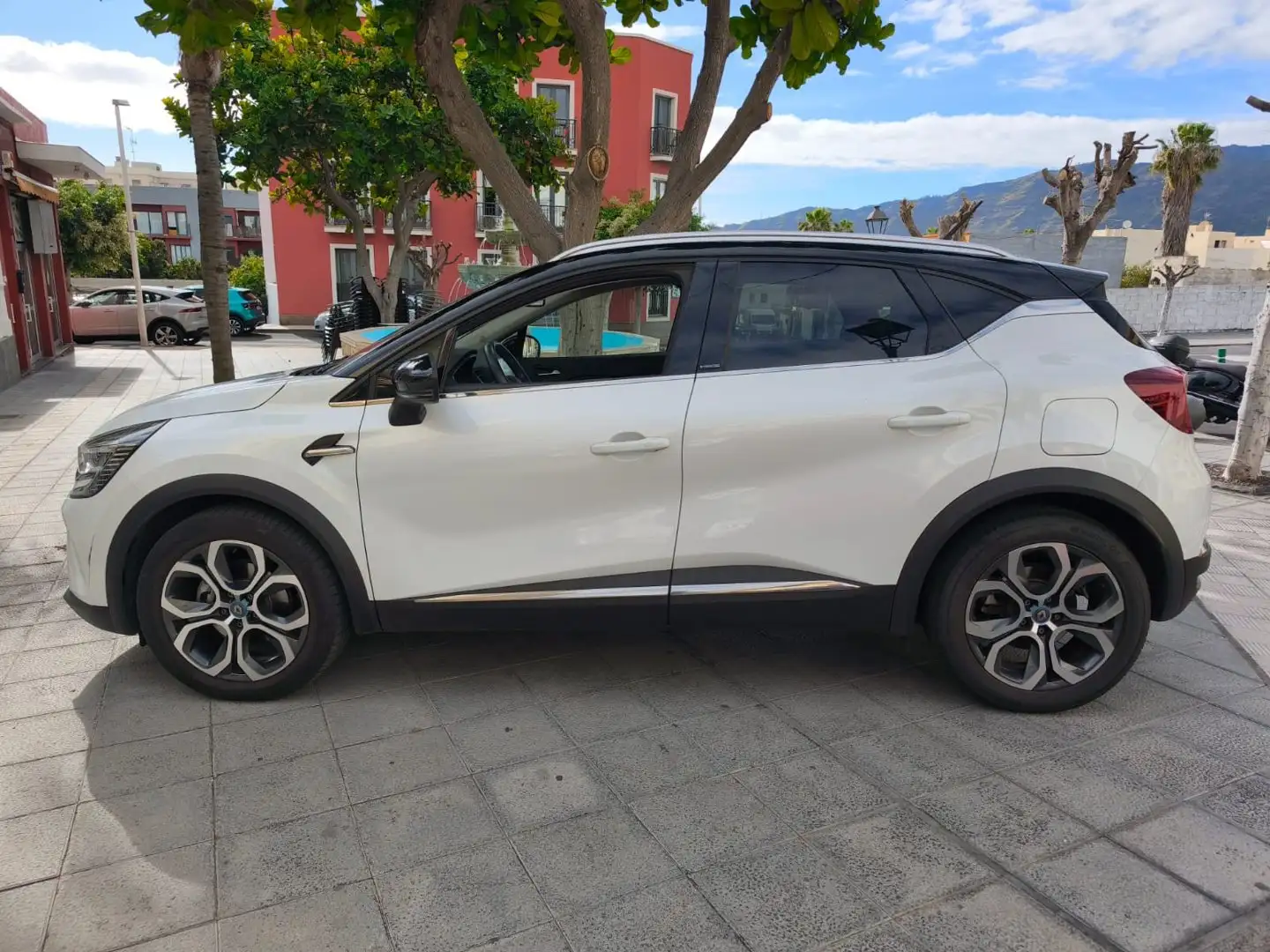 Renault Captur E-TECH Híbrido Intens 105kW Blanco - 1