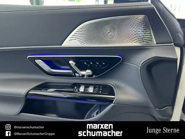 Mercedes-Benz SL view 14
