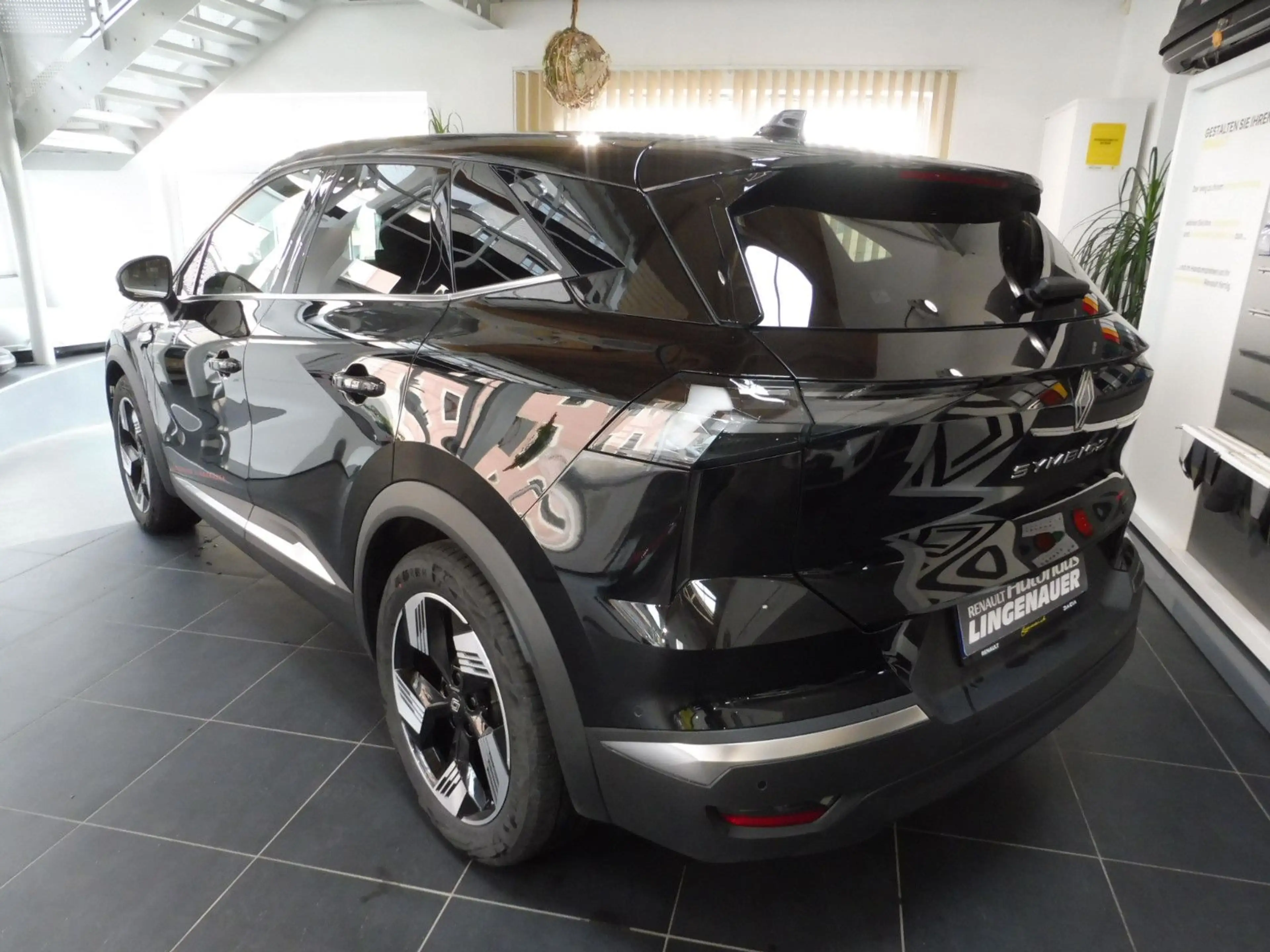 Renault Symbioz 145 E-Tech Full Hybrid Techno — photo 4