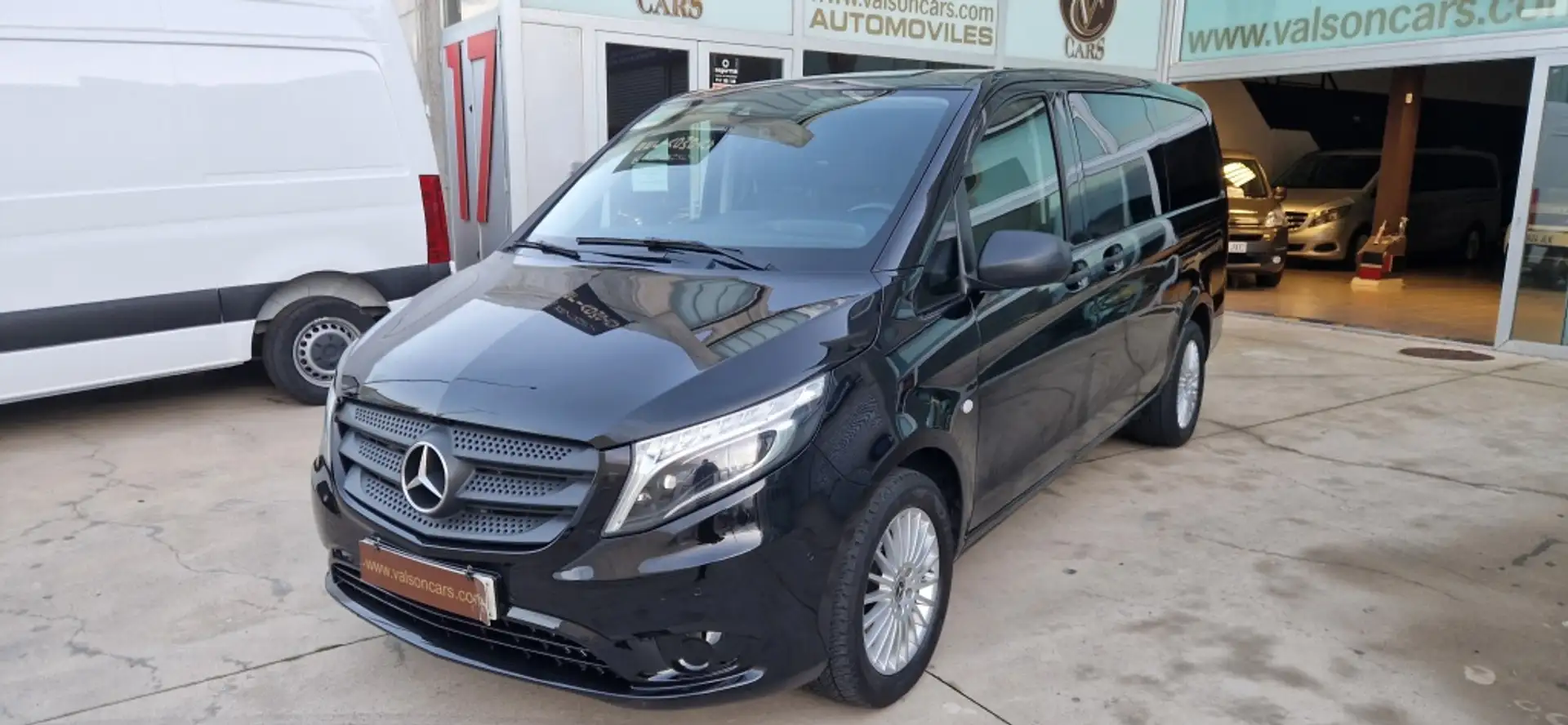 Mercedes-Benz Vito Tourer 116 CDI Select Larga 9G-Tronic Nero - 1