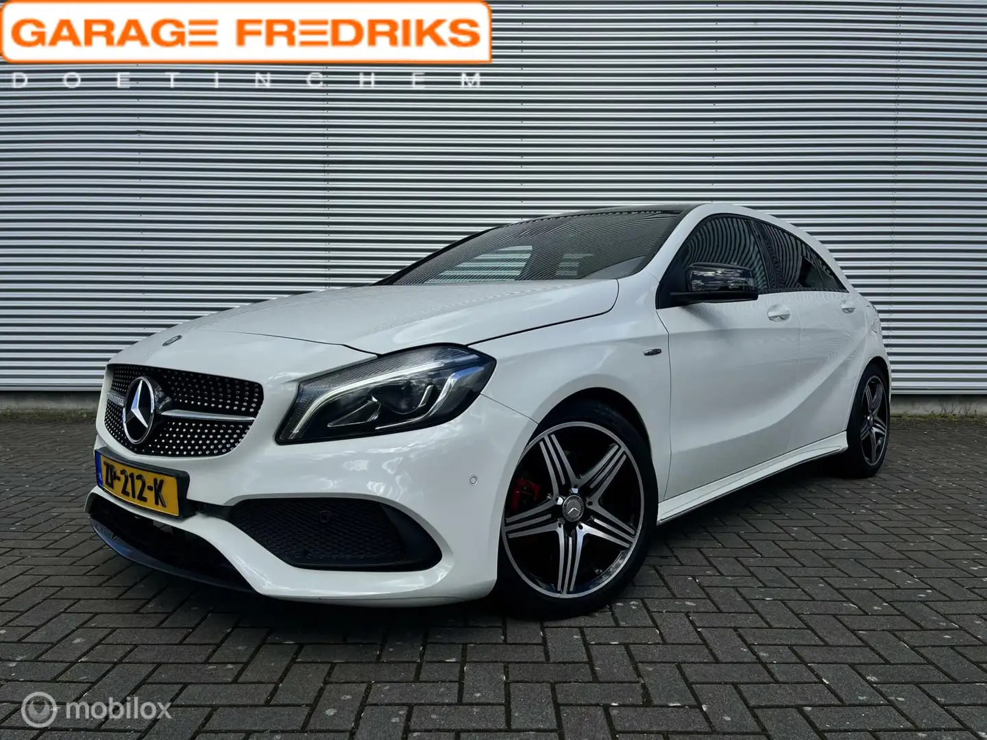 Mercedes-Benz A 250 AMG Sport 4MATIC Prestige | Pano | Automaat | White - 1