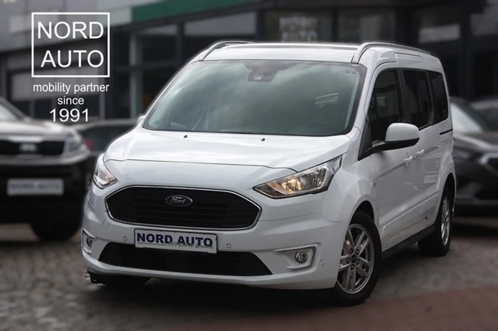 Ford Grand Tourneo Connect 1.5 Titanium Autom/7Sitzer Wit - 1