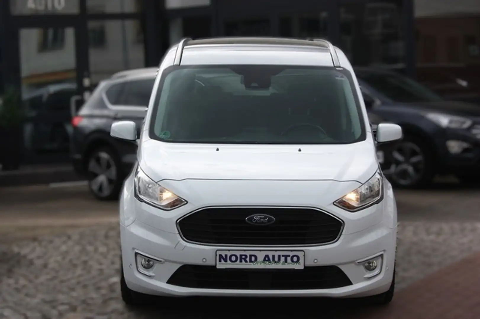Ford Grand Tourneo Connect 1.5 Titanium Autom/7Sitzer Wit - 2