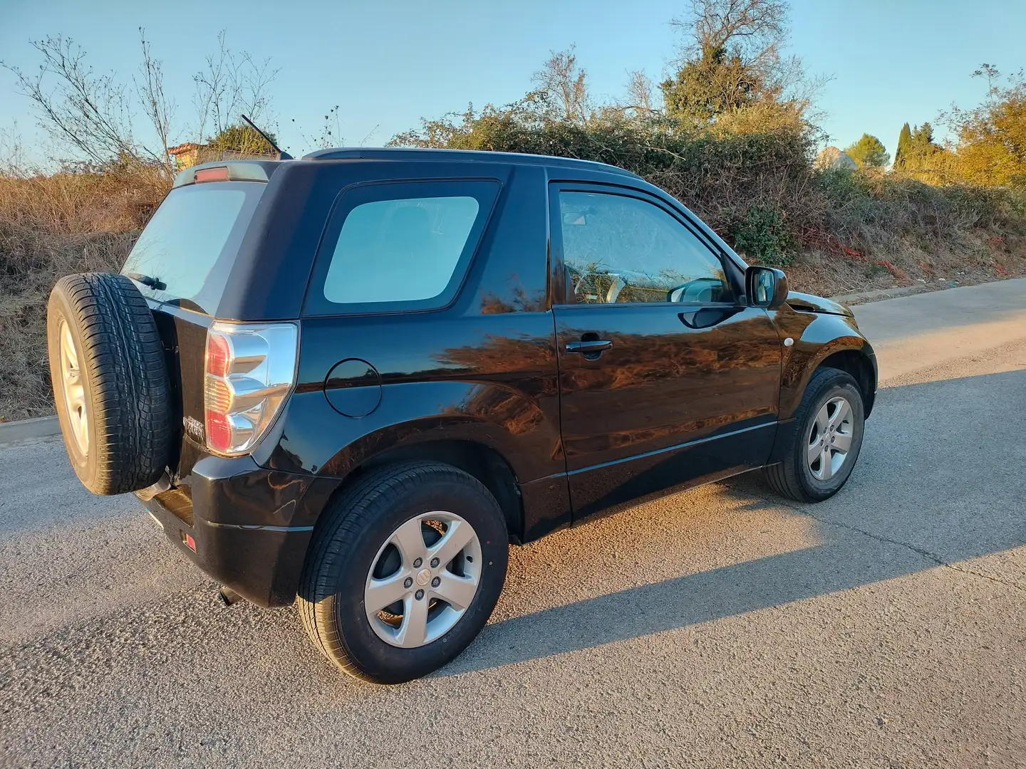 Suzuki Grand Vitara Grand Vitara 1.9DDiS JX-A Negro - 1