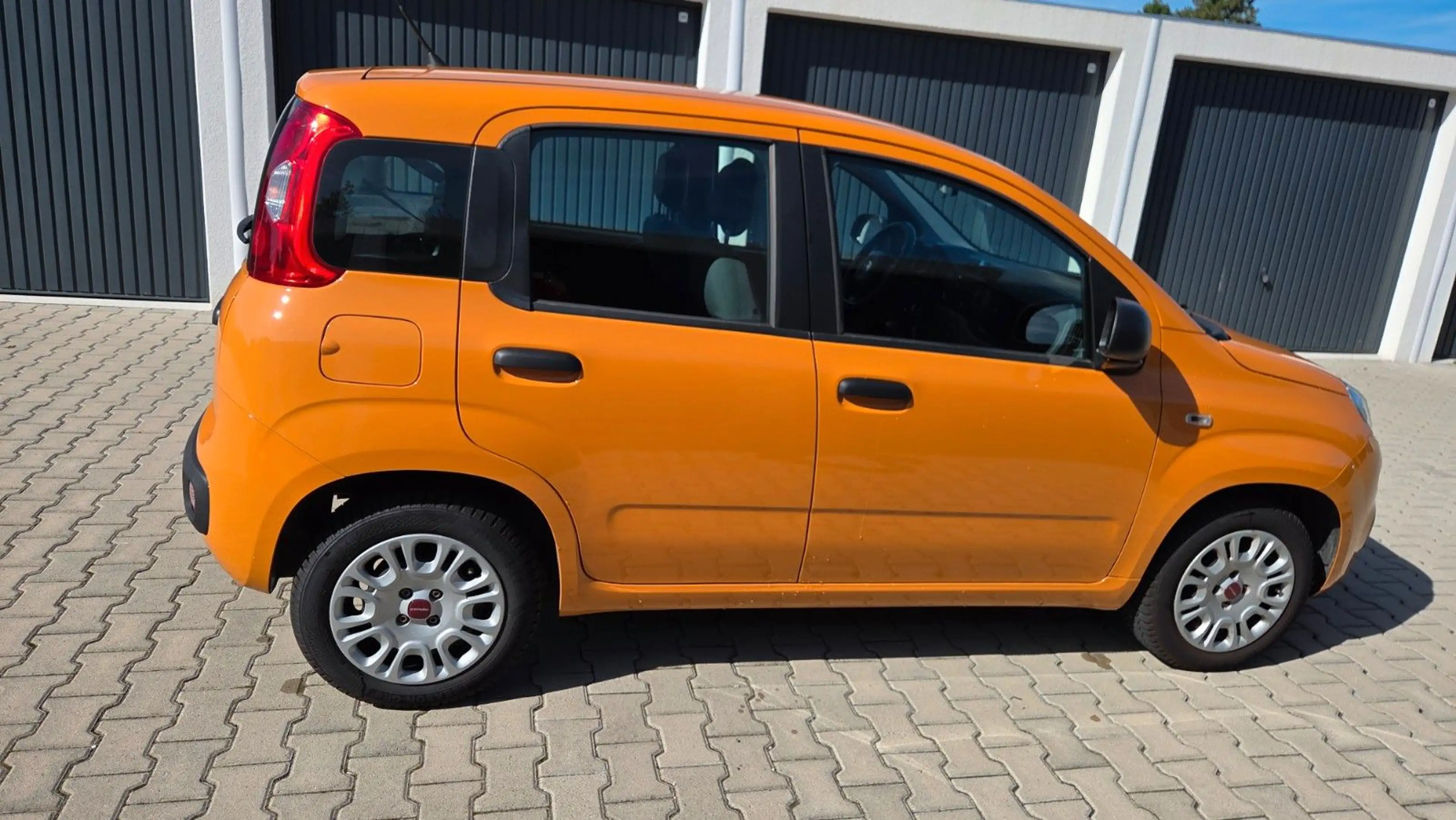 Fiat Panda 1.2 KLIMA Rentnerfahrzeug 20.750 km — photo 6