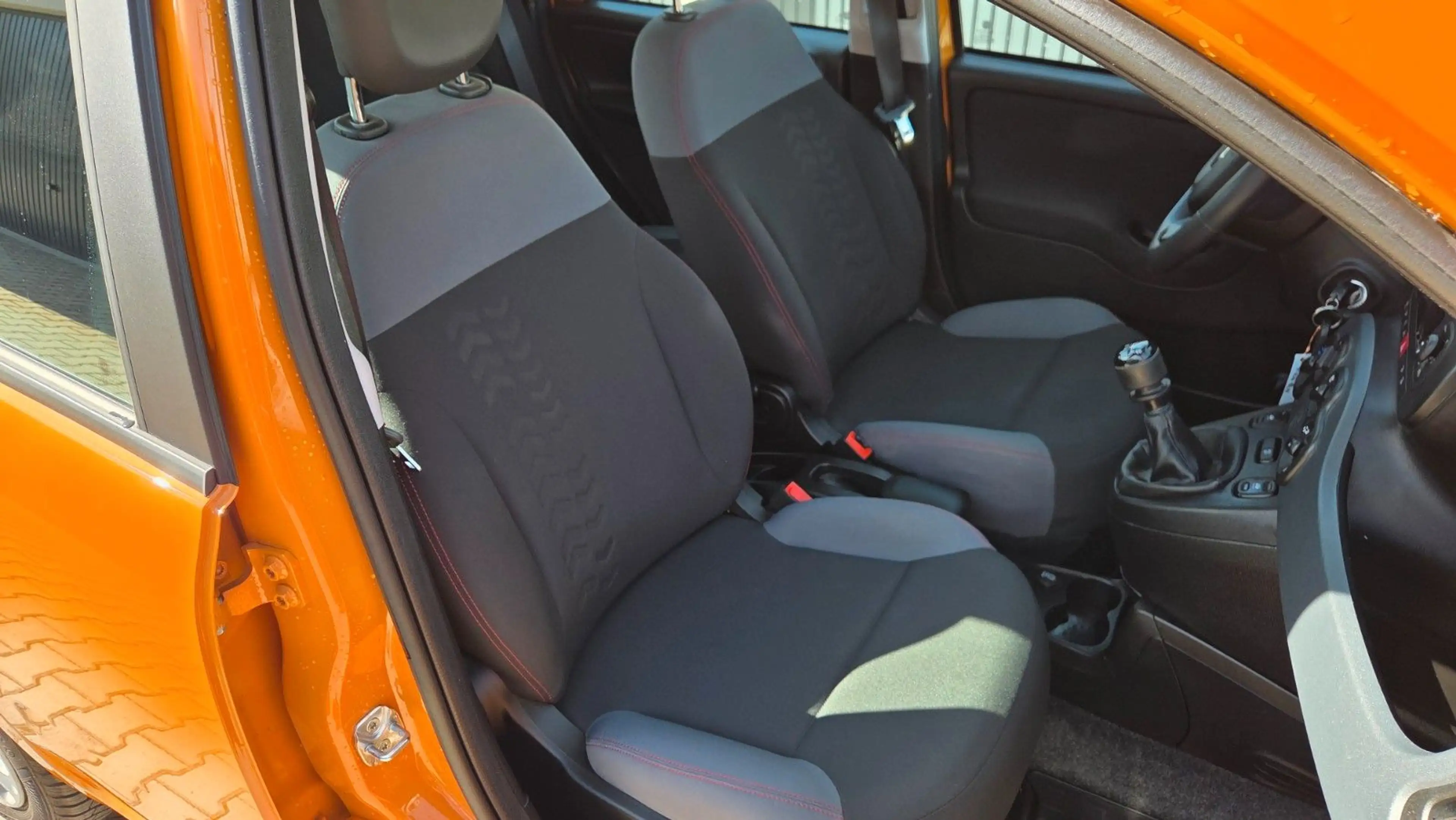 Fiat Panda 1.2 KLIMA Rentnerfahrzeug 20.750 km — photo 12
