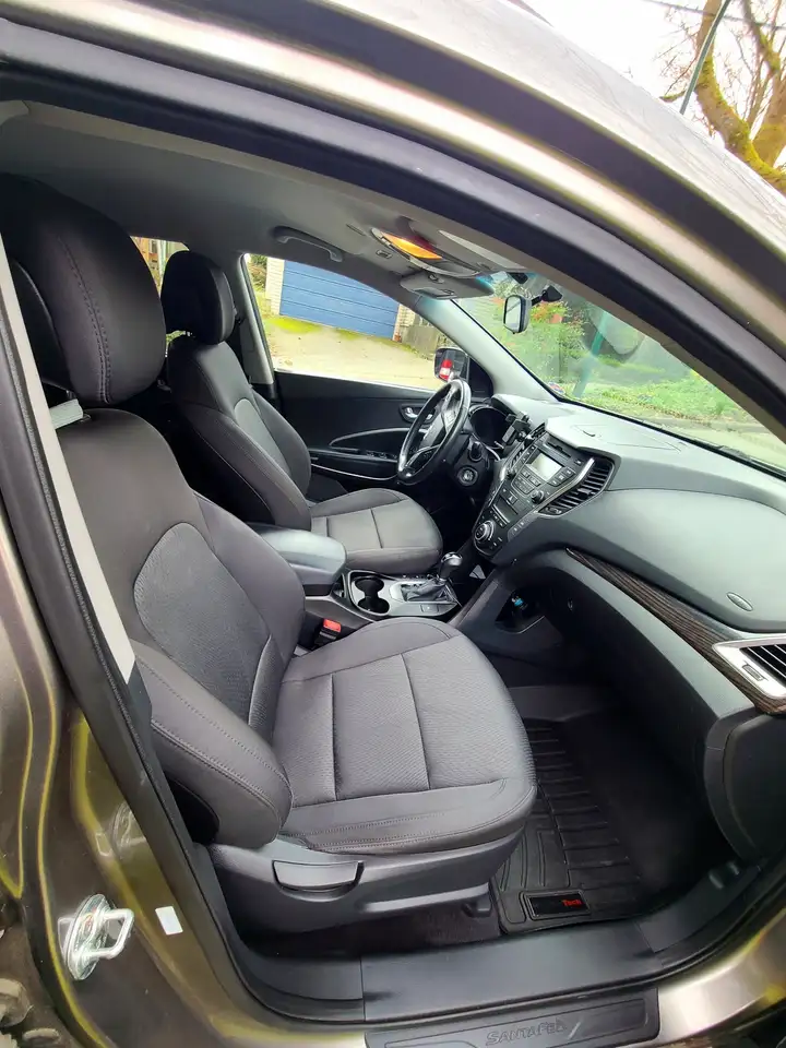 Hyundai SANTA FE снимка Hyundai SANTA FE