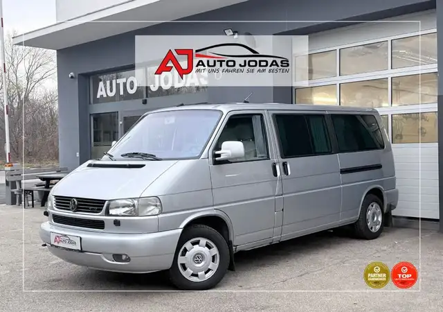 Volkswagen T4 Caravelle 2.5 Aut. ''The Royal '' Unikat