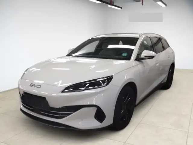 BYD Seal 1.5 PHEV Comfort Lite SHZ+Lüftung El. Panodach Led