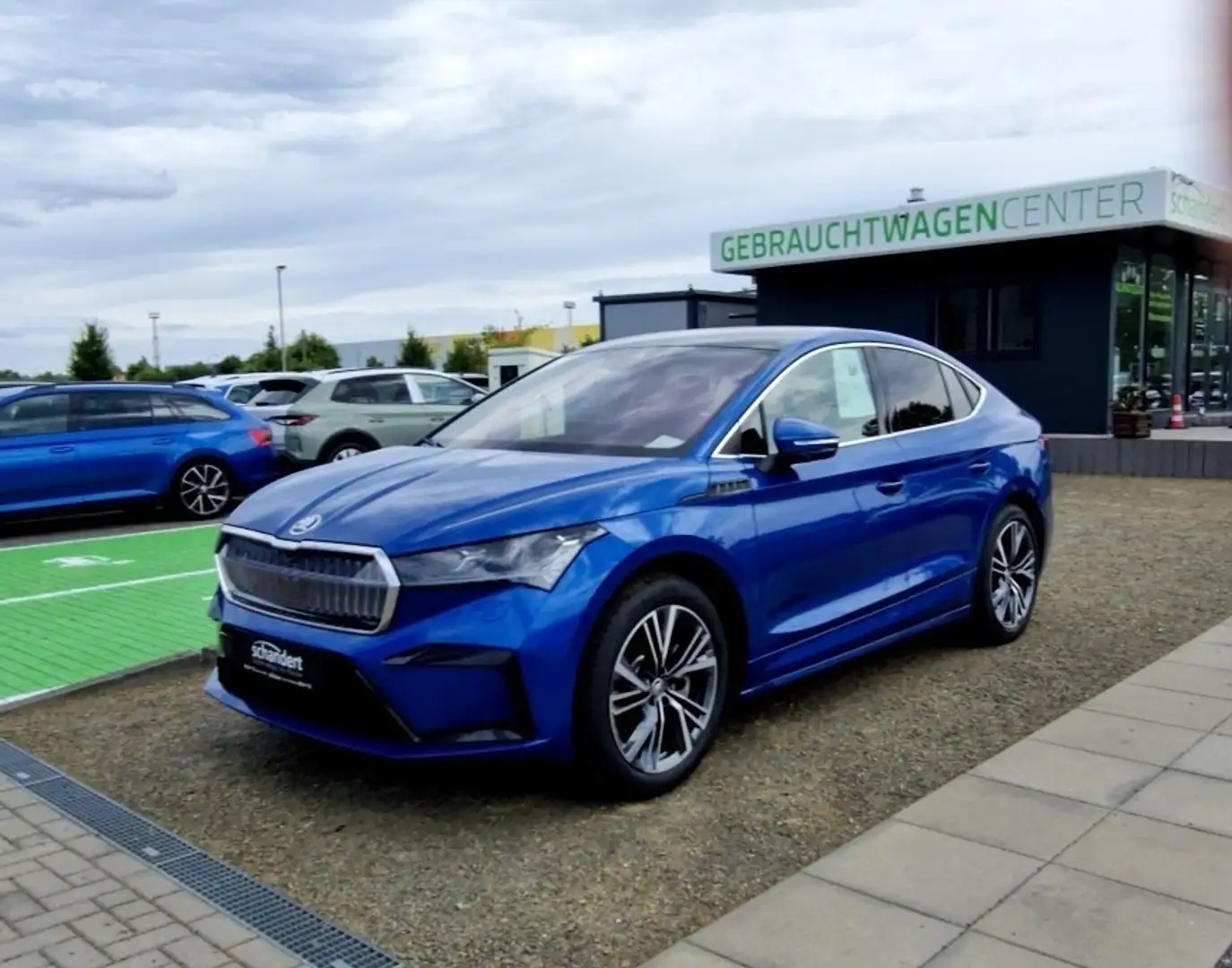 Skoda Enyaq Coupé 85 Suite MATRIX/NAVI/AHK/CANTON/ACC Blau - 1