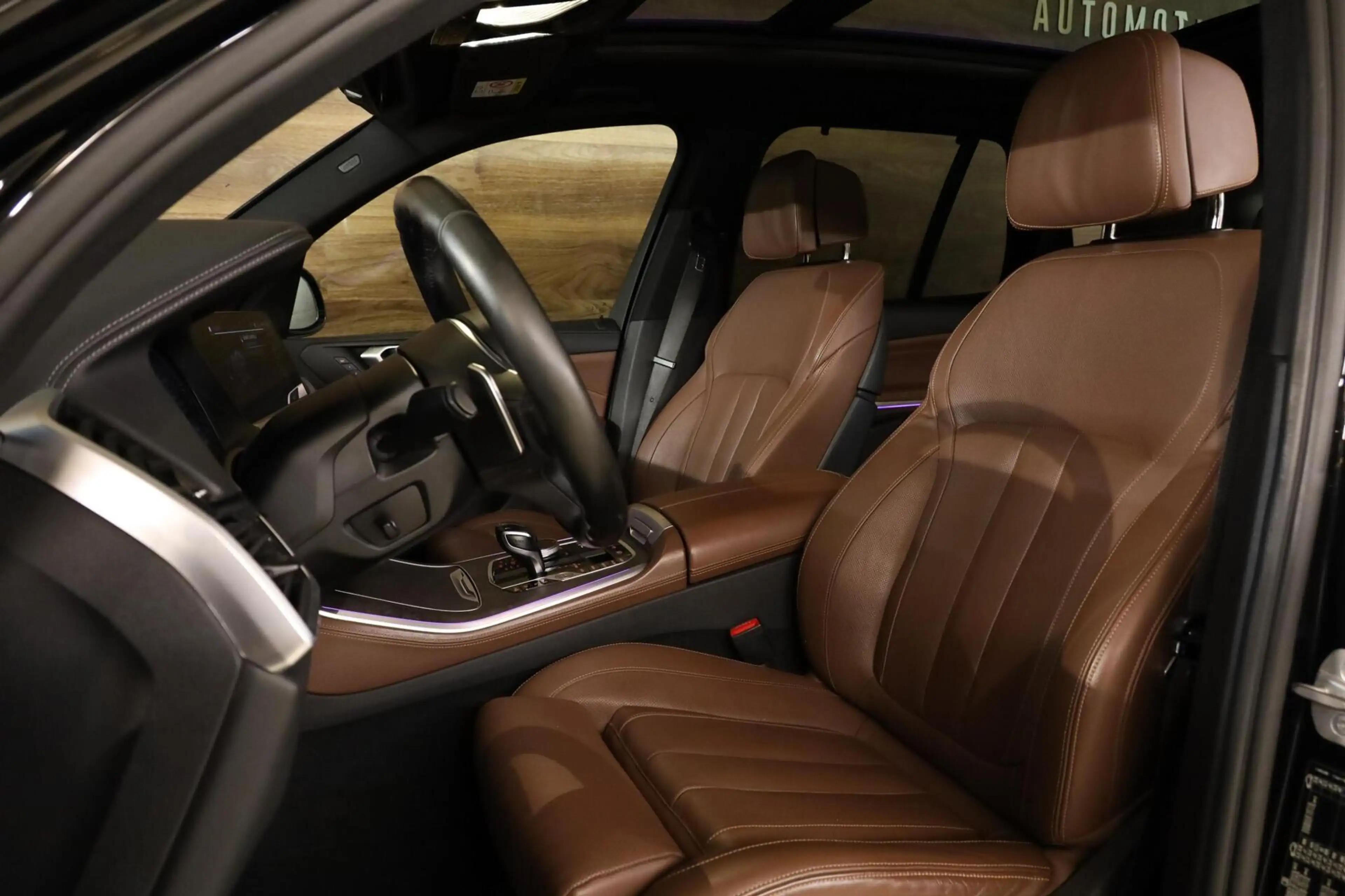 BMW X5 xDrive45e M-Sport|Skylounge|HUD|360|Aero|Ventilati — photo 7