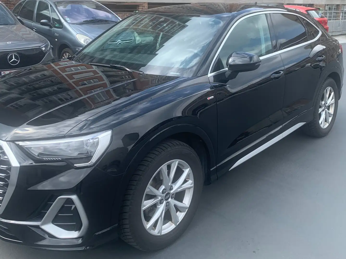Audi Q3 Q3 35 TFSI Business Edition S line S tronic Zwart - 2
