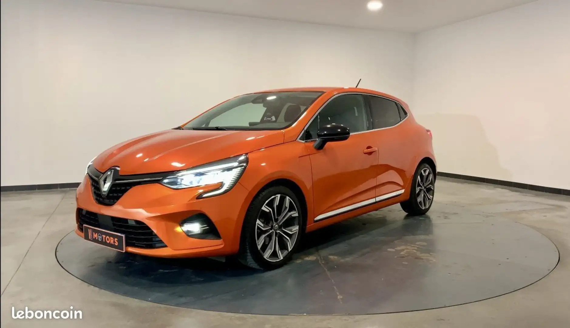 Renault Clio 1.0 TCE 100 INTENS BVM5 Zlatá - 1
