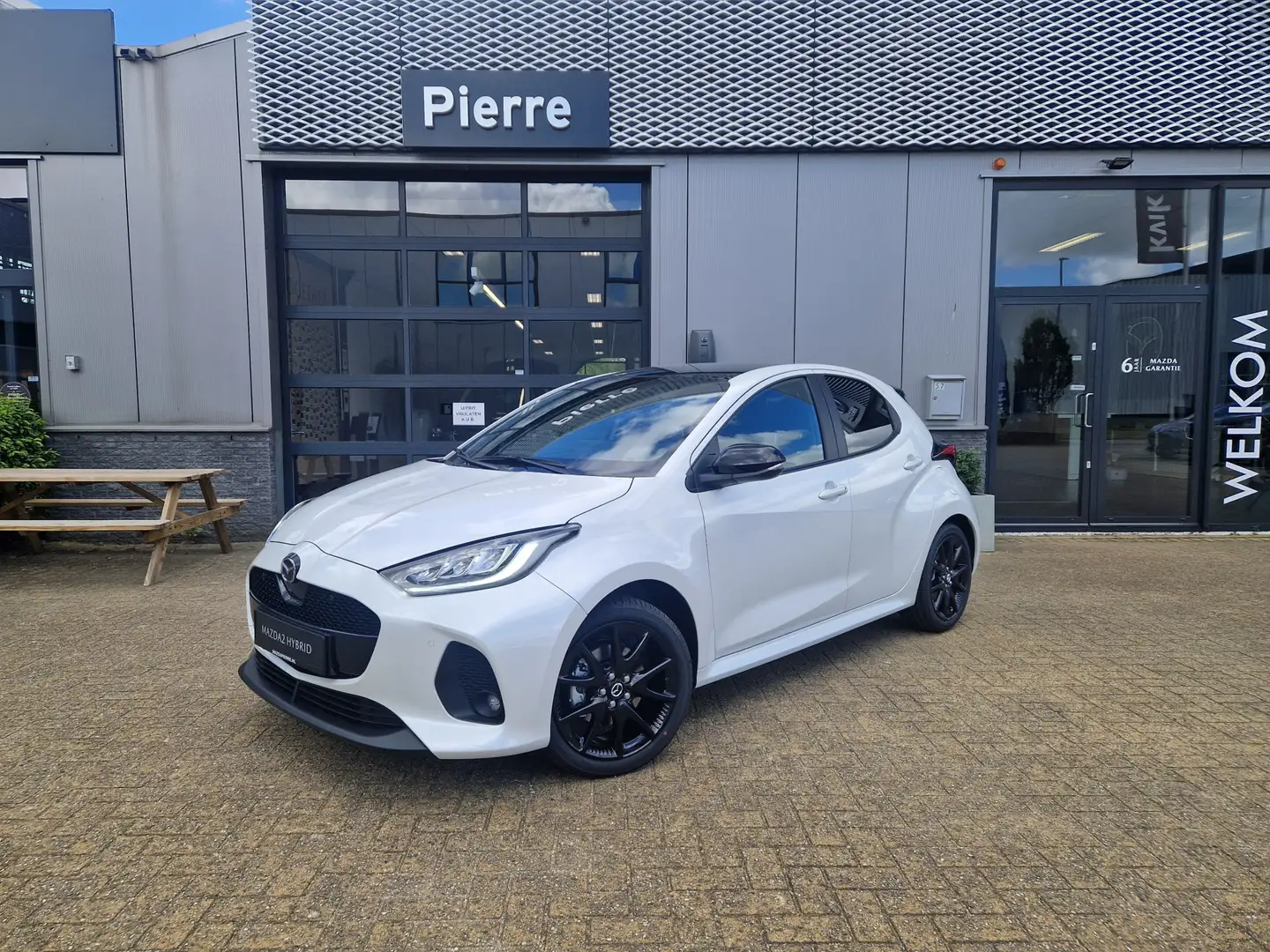 Mazda 2 Hybrid 1.5 Homura Plus * PRIVATE LEASE DEAL* Blauw - 2