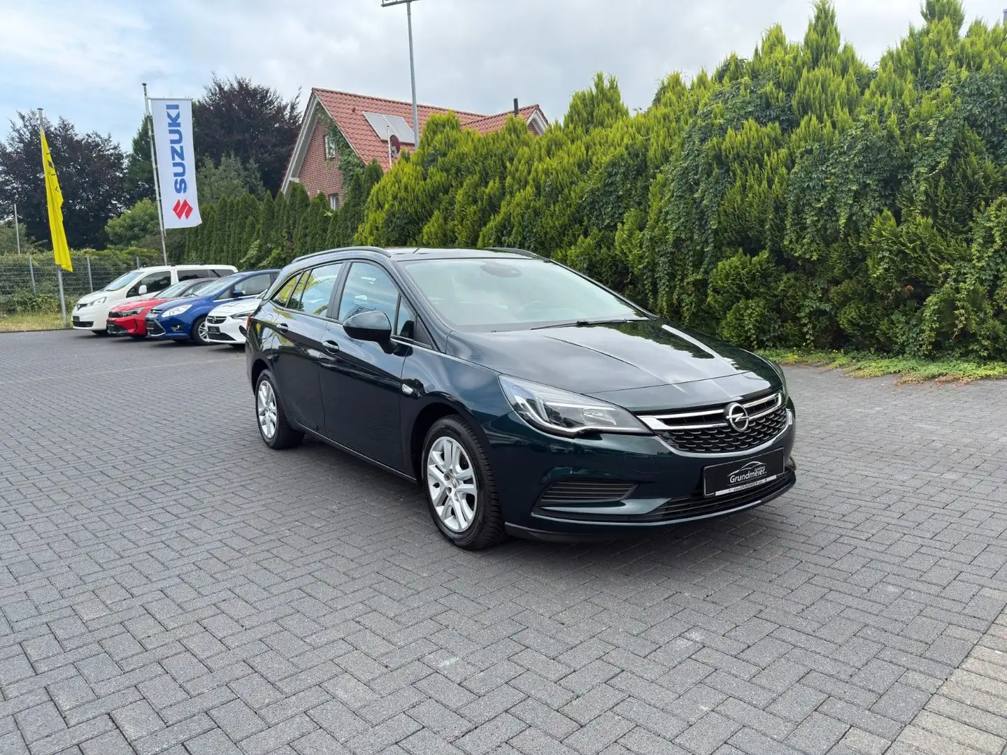 Opel Astra K Sports Tourer Edition /PDC/AHK/Allwetter Grün - 2