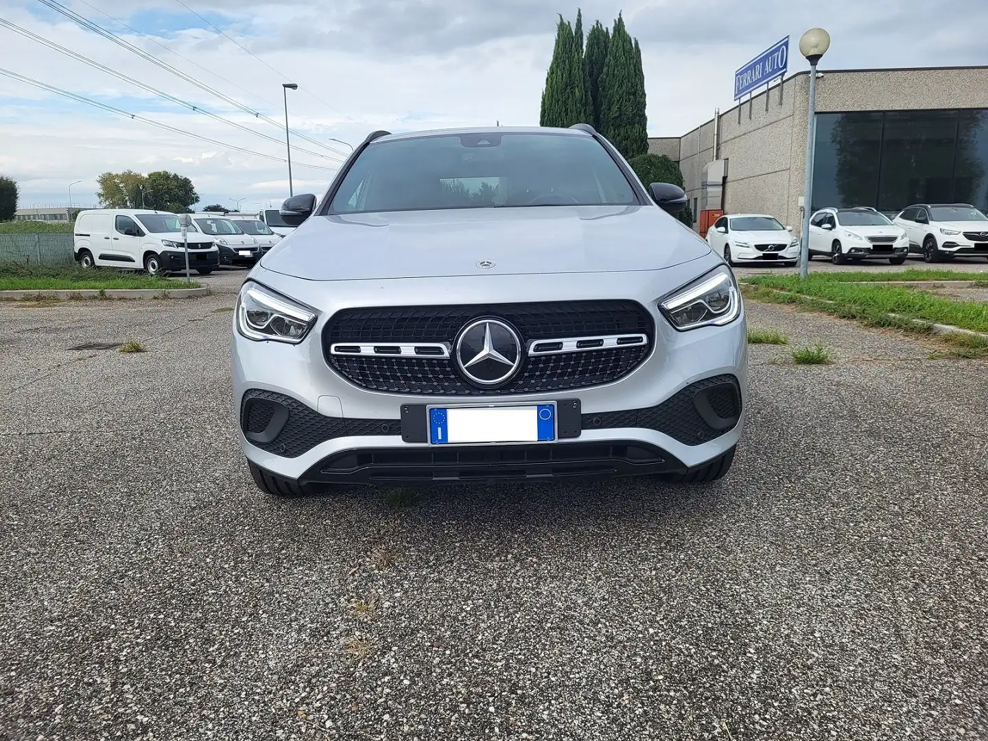Mercedes-Benz GLA 200 d Sport Plus automatico Argento - 2