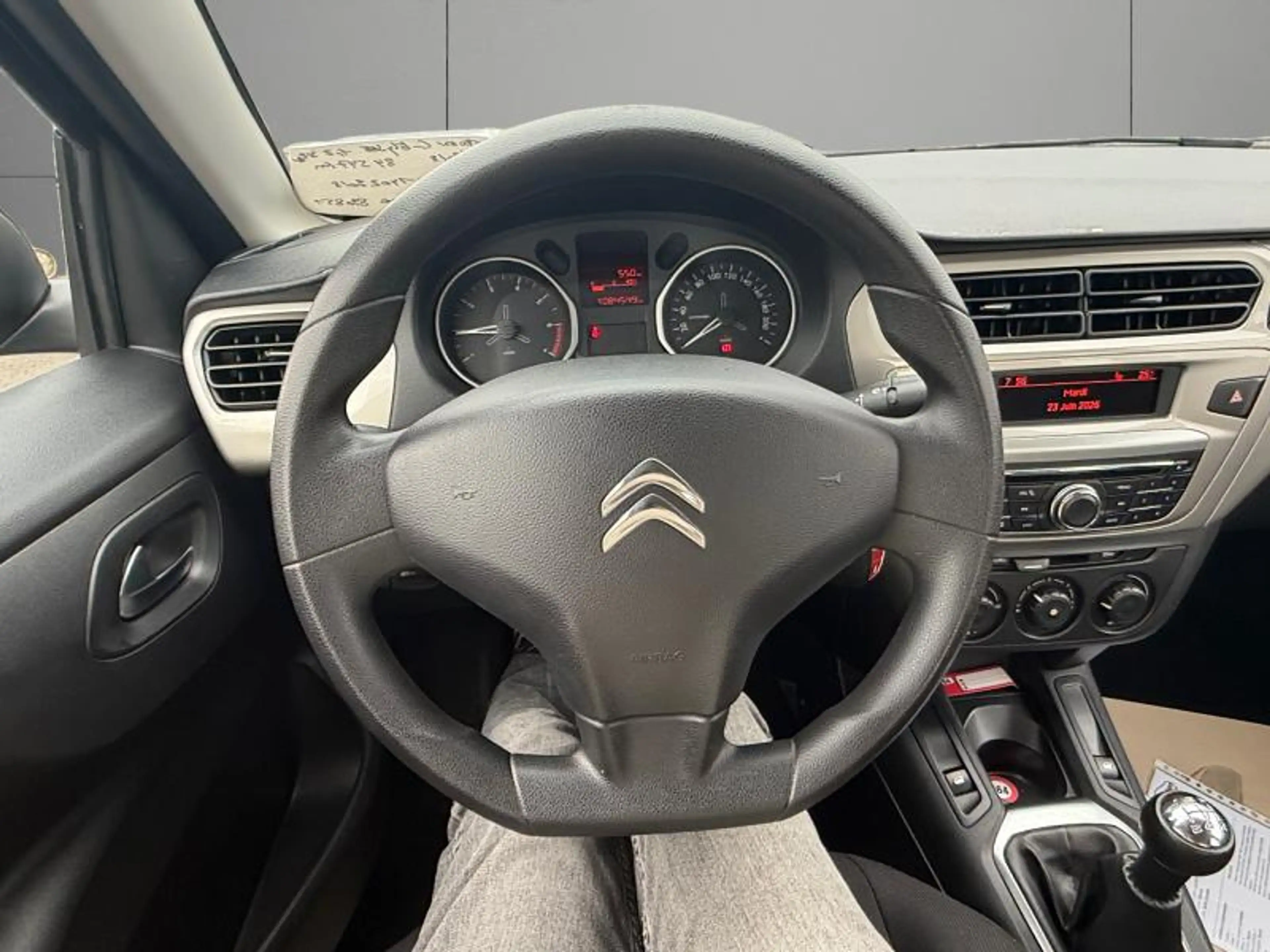 Citroen C-Elysée 1.200cc  82cv gris 02/18 84547km Airco Cruise Capt — photo 12
