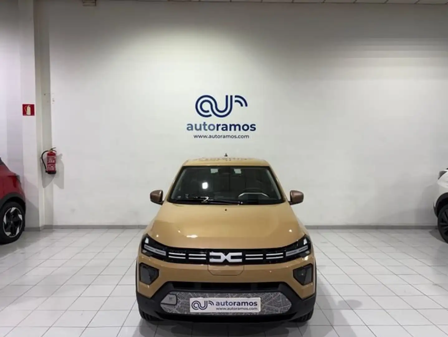 Dacia Spring Electric Extreme 65 48kW Beige - 2