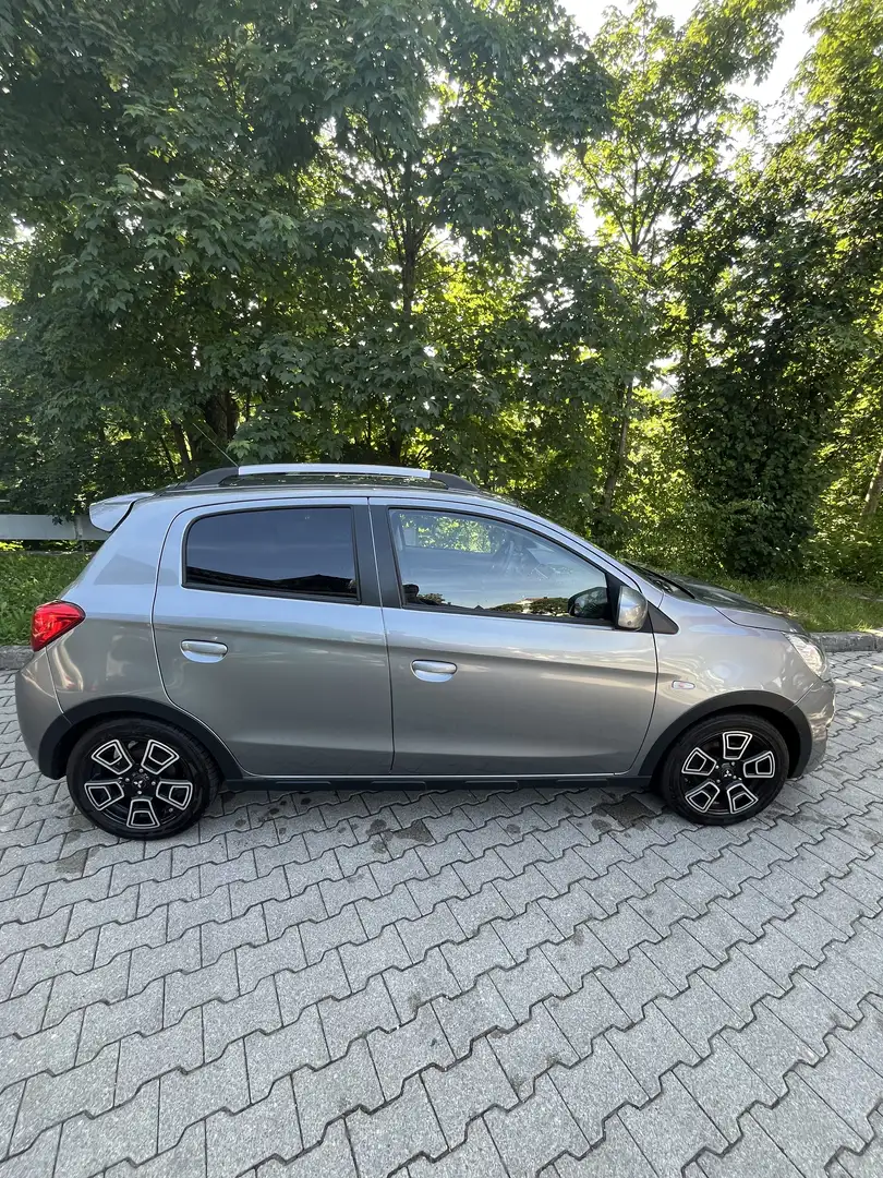 Mitsubishi Space Star 47000km , 8-fachbereift, Sitzheizung, 4,2/100km Gris - 2