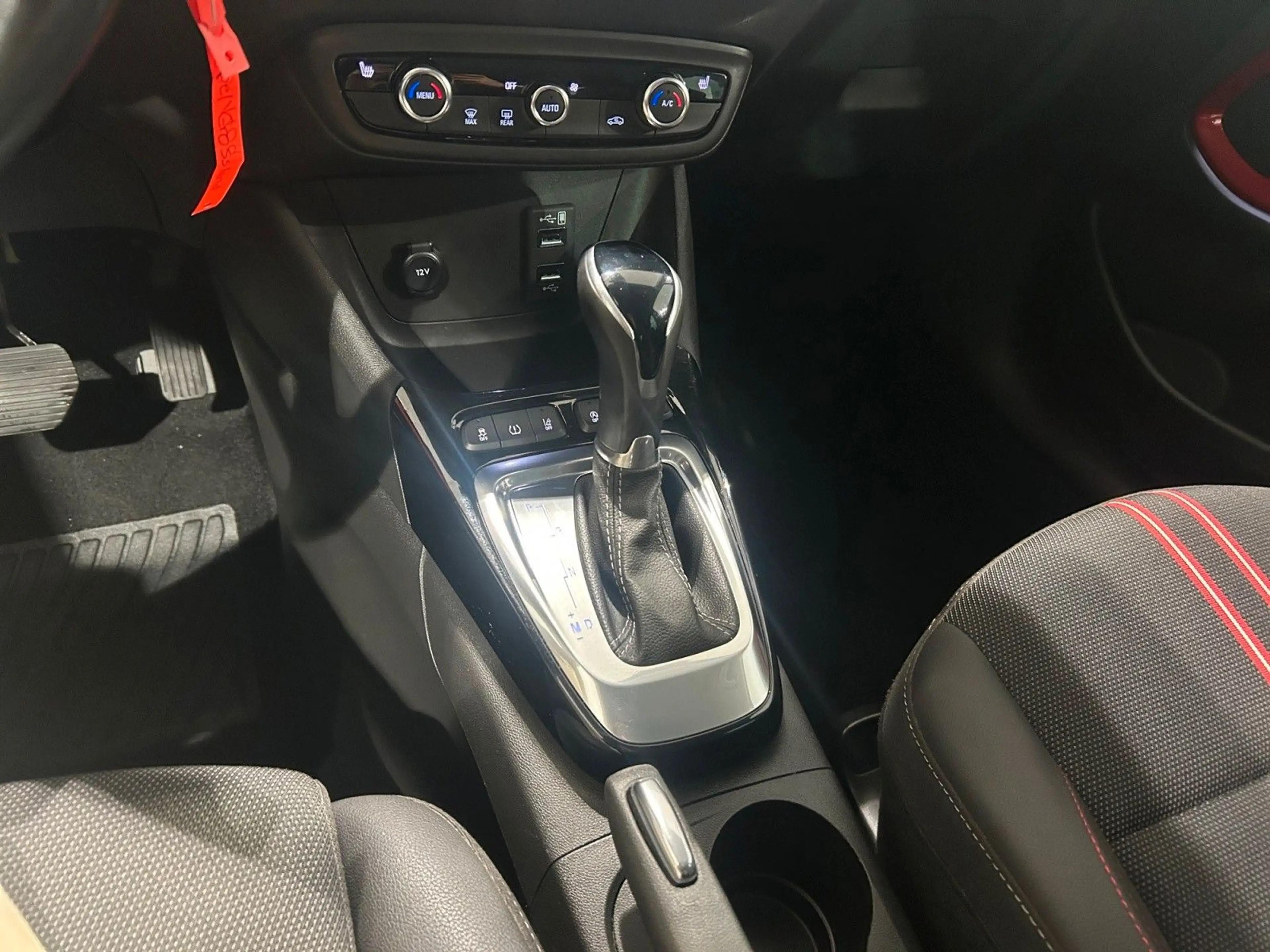 Opel Crossland X 1.2 GS-Line AUT. NAVI SHZ KAMERA — photo 15
