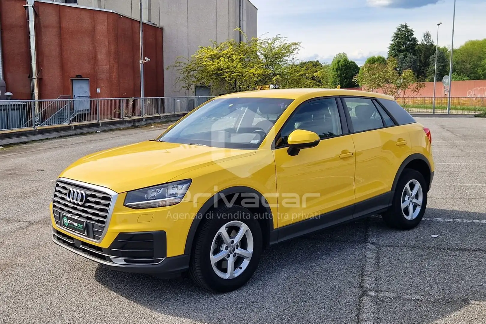 Audi Q2 Q2 1.6 TDI Business Amarillo - 1